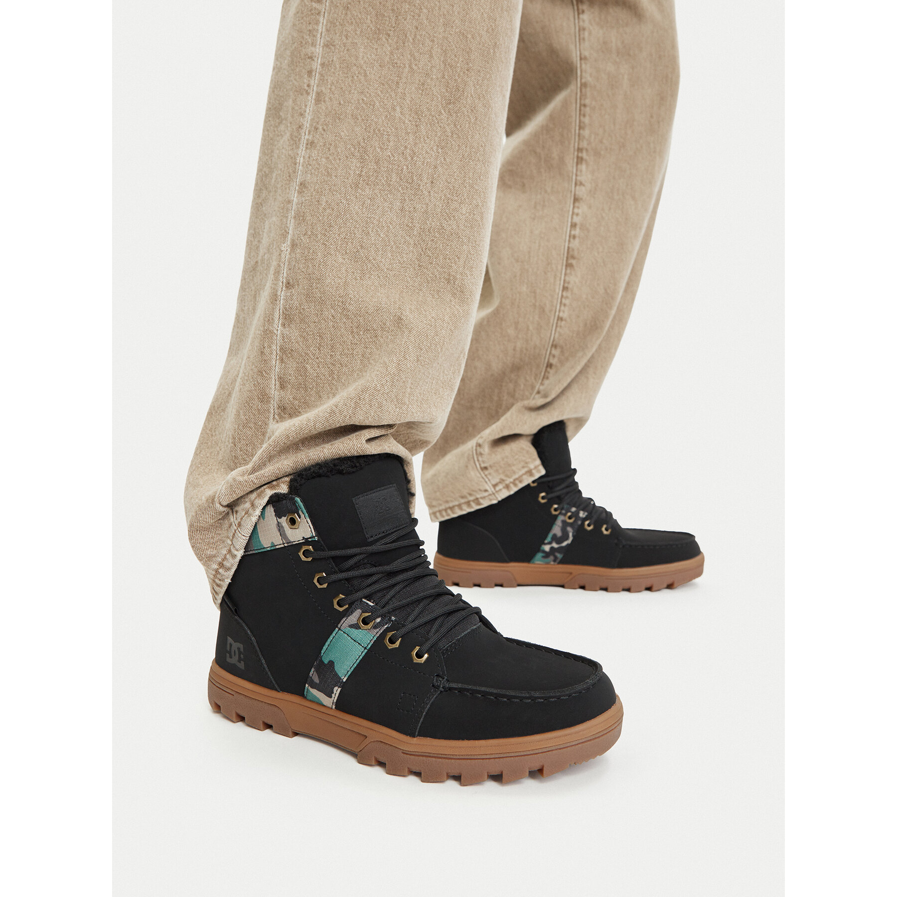 Tenisice DC Shoes EO-WOODLAND DC01848003 Crna