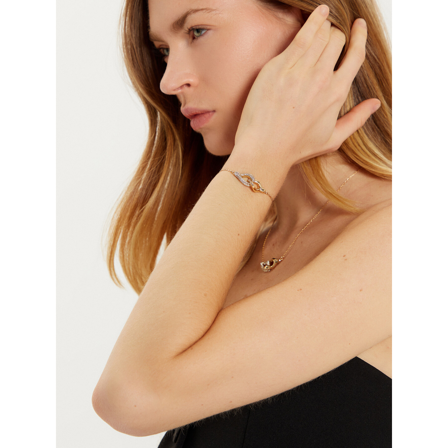 Colier Tory Burch Interlocking Wishbone Pendant 161070 Auriu