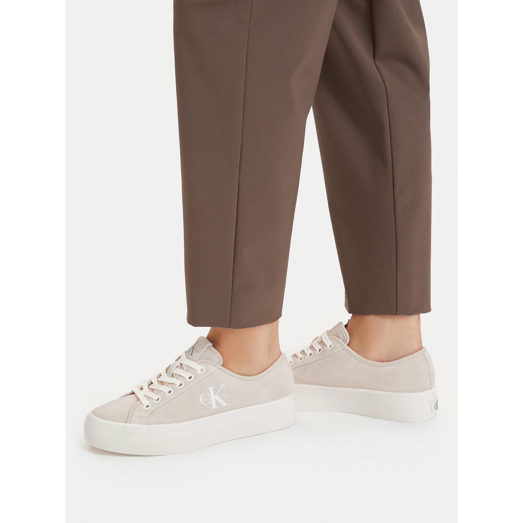 Superge Calvin Klein Vulc Flatf Laceup Suede HW0HW03088 Bež