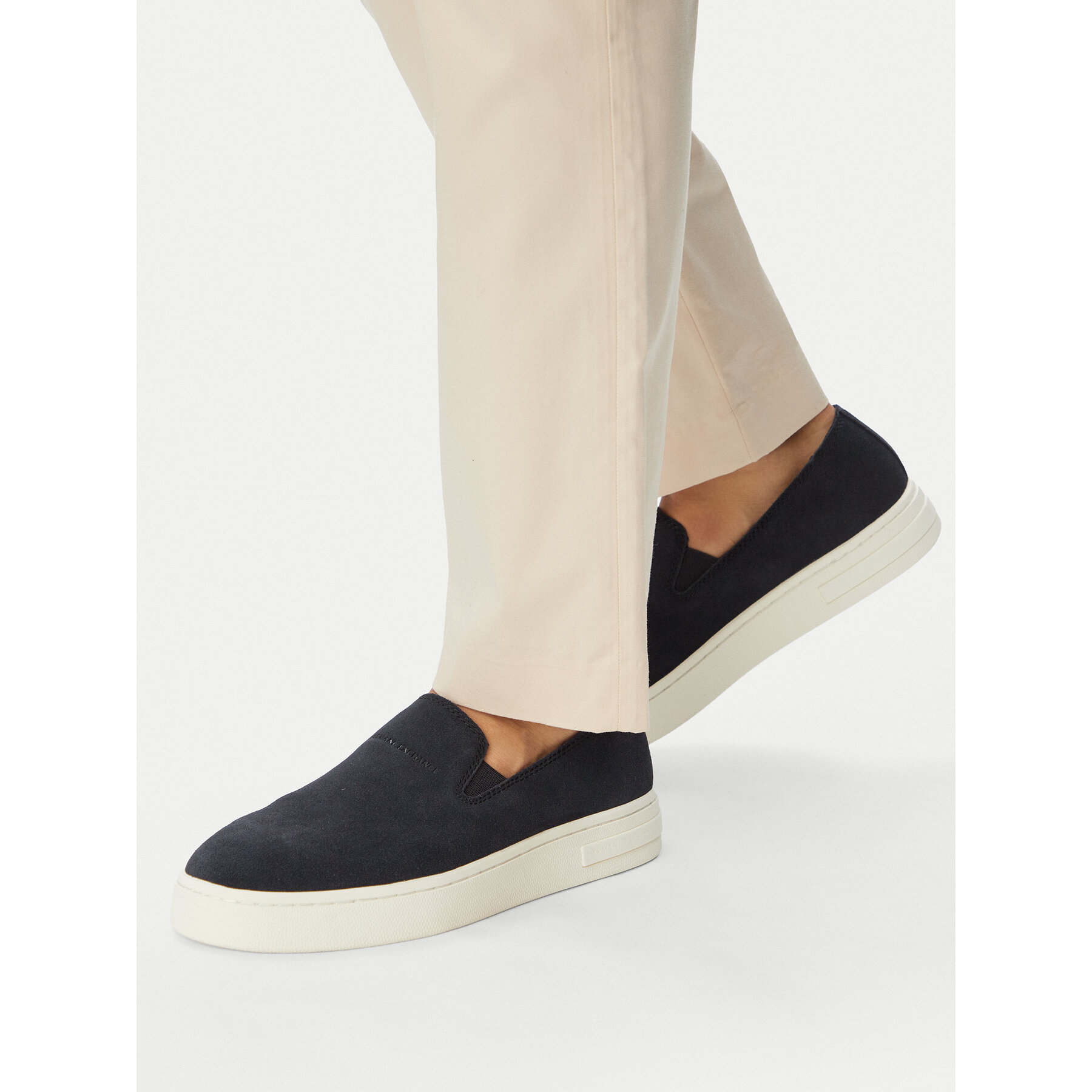 Poltopánky Armani Exchange XM002633 AF16411 ZB004 Tmavomodrá