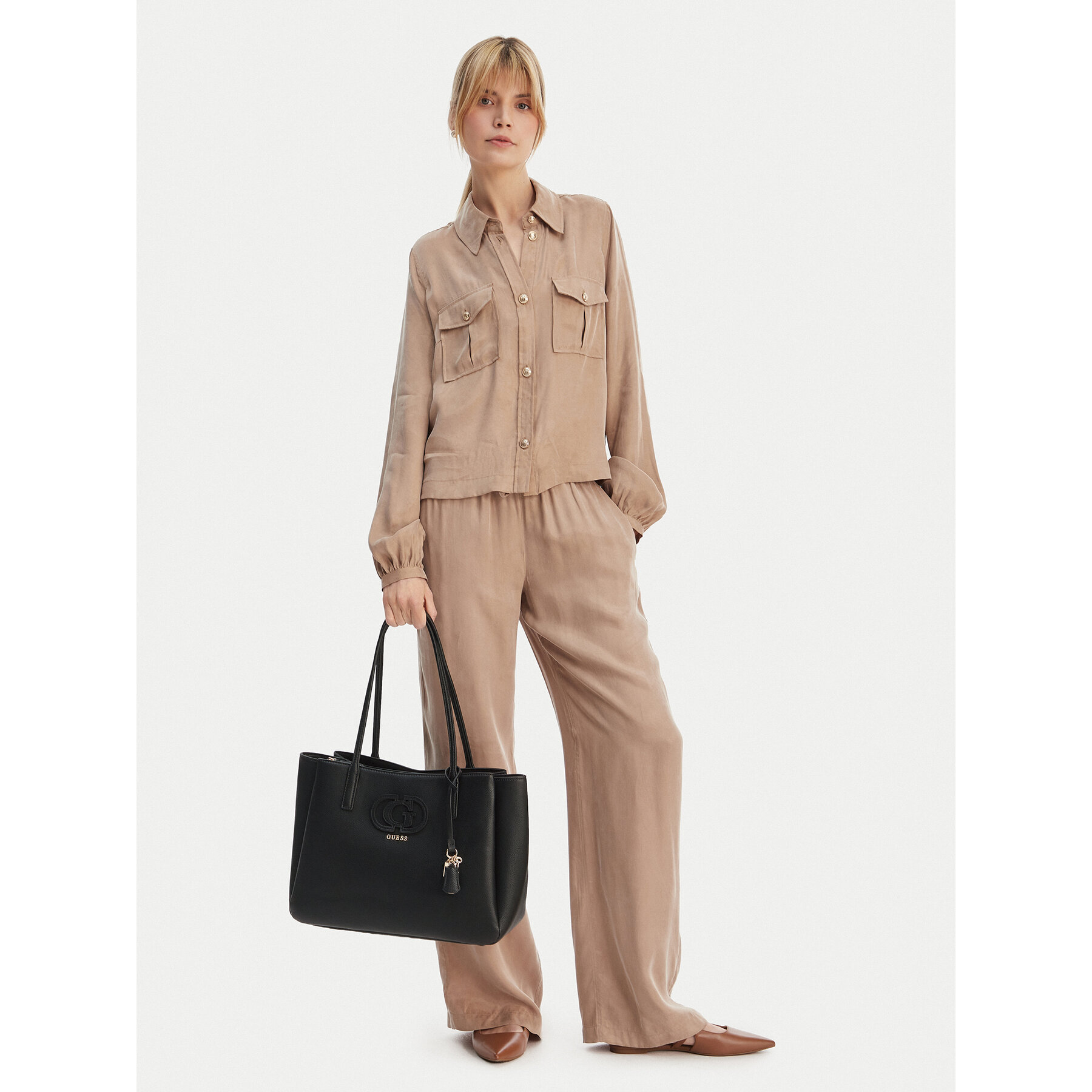 Τσάντα Guess HWBG99 05230 Μαύρο