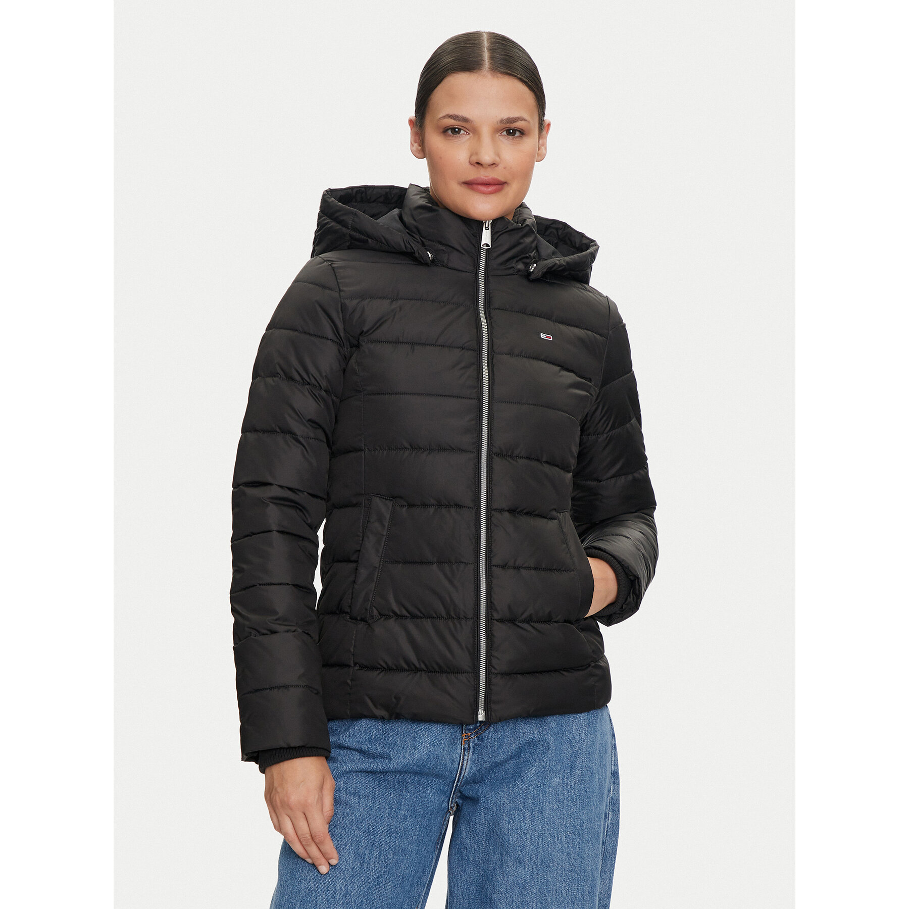 Tommy Jeans Winterjacke Basic DW0DW18311 Schwarz Slim Fit