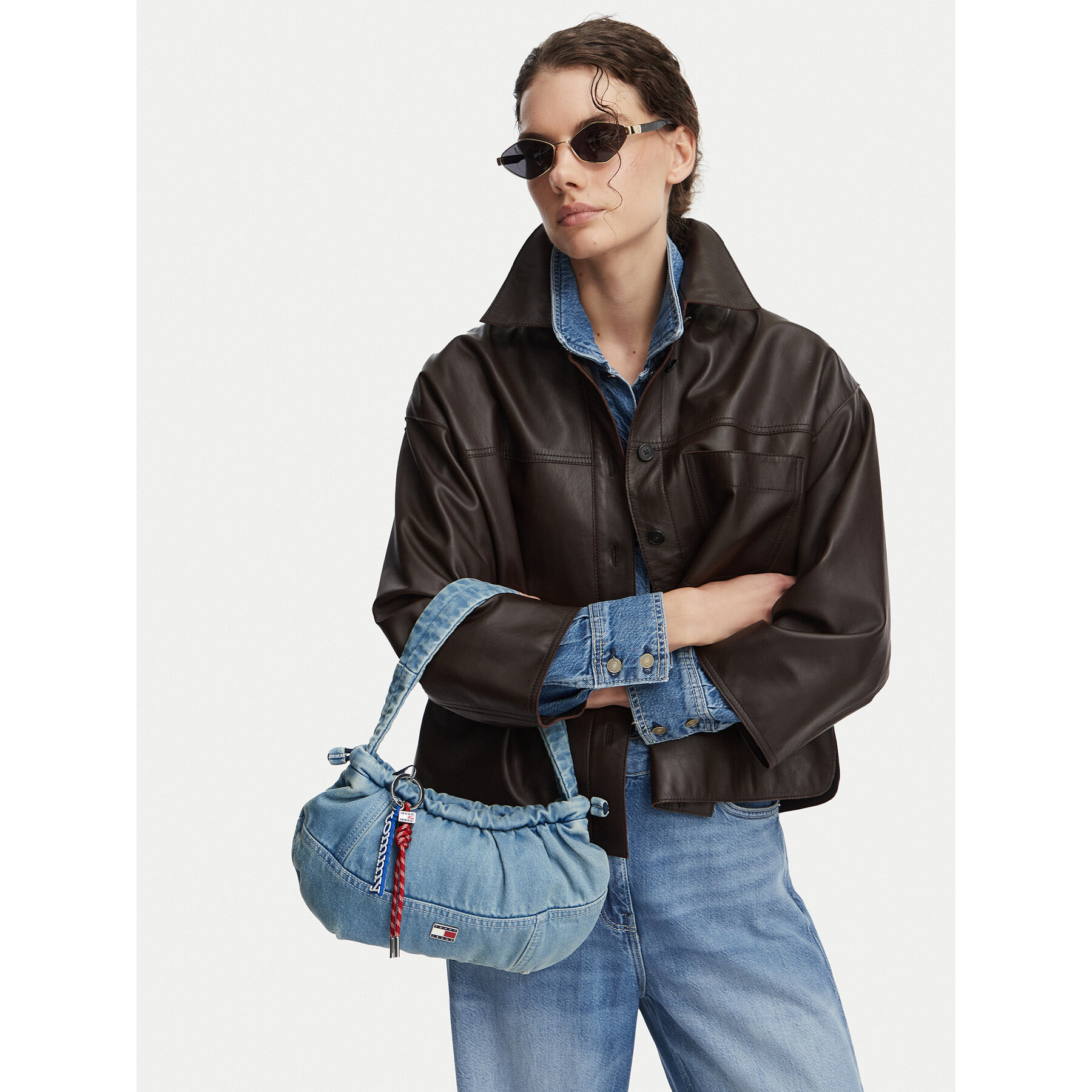 Geantă Tommy Jeans Tjw Icon Charms Denim Shlder Bag AW0AW18883 Albastru