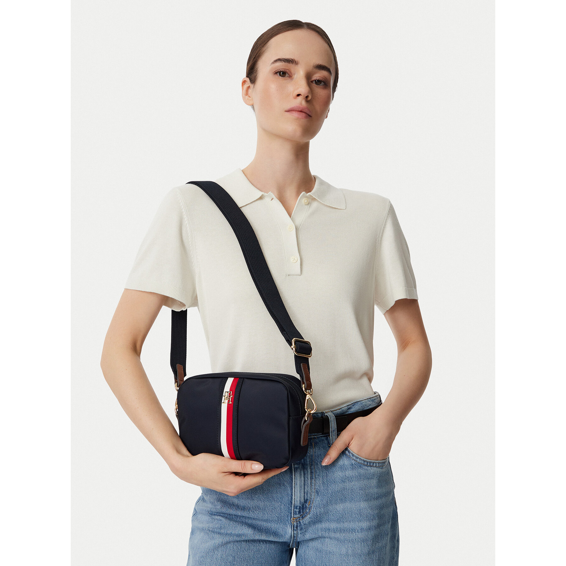 Tommy Hilfiger Damen Dunkelblau Handtasche Popette Camera Bag Aw0aw19023 - Image 1