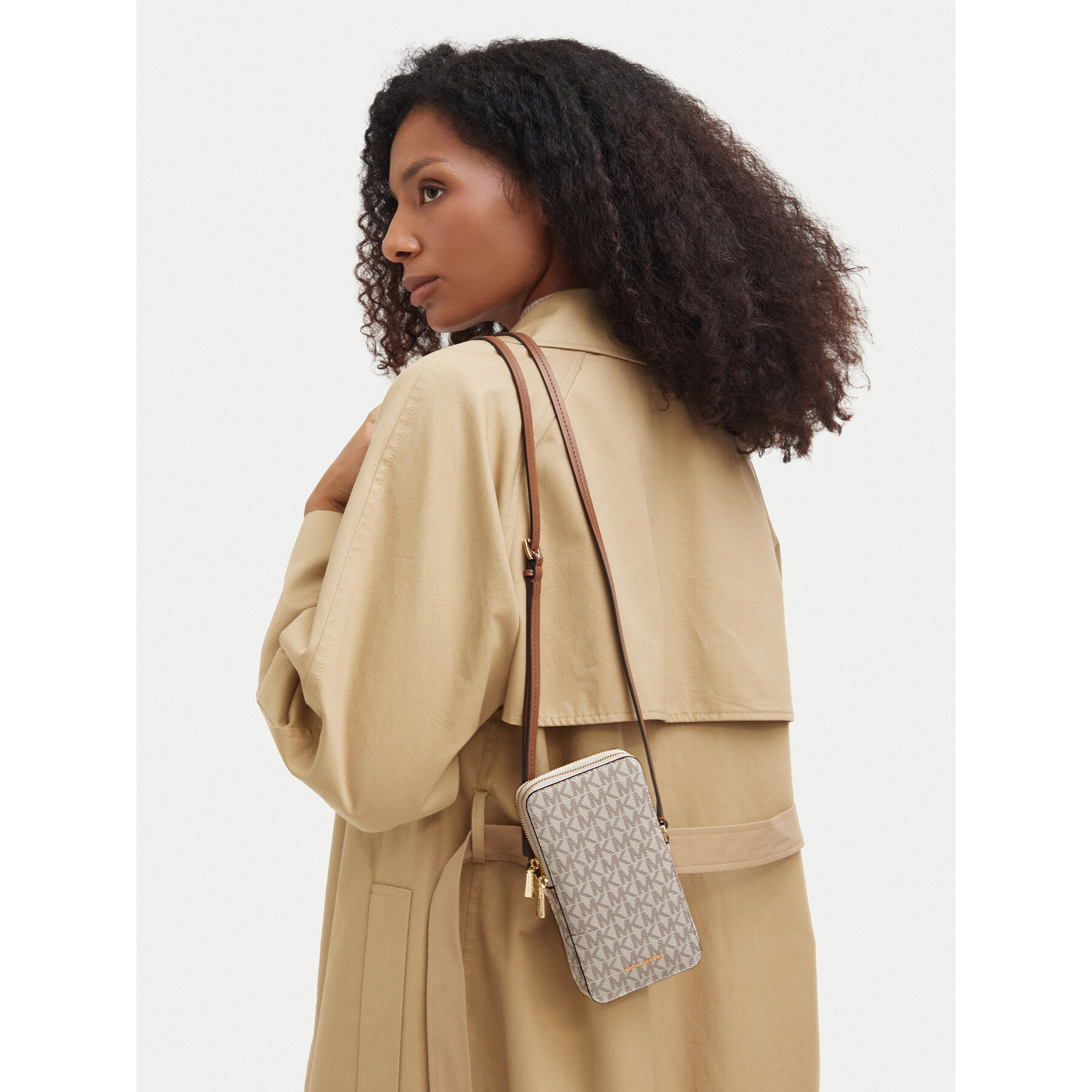 Kabelka MICHAEL Michael Kors Jet Set 32F6GJ6C5B Krémová