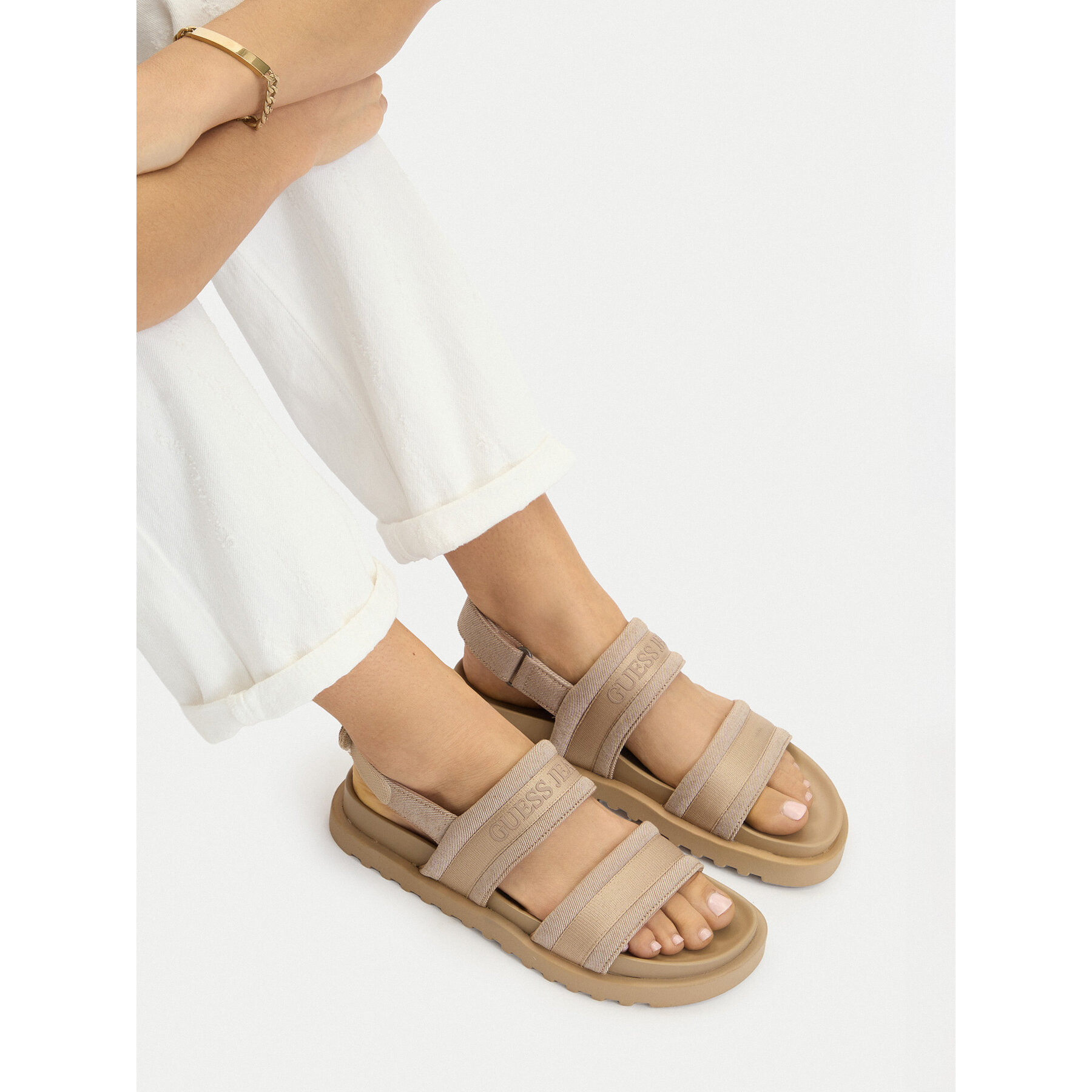 Sandále Guess Jeans EO-GJ2122 Tmavo béžová