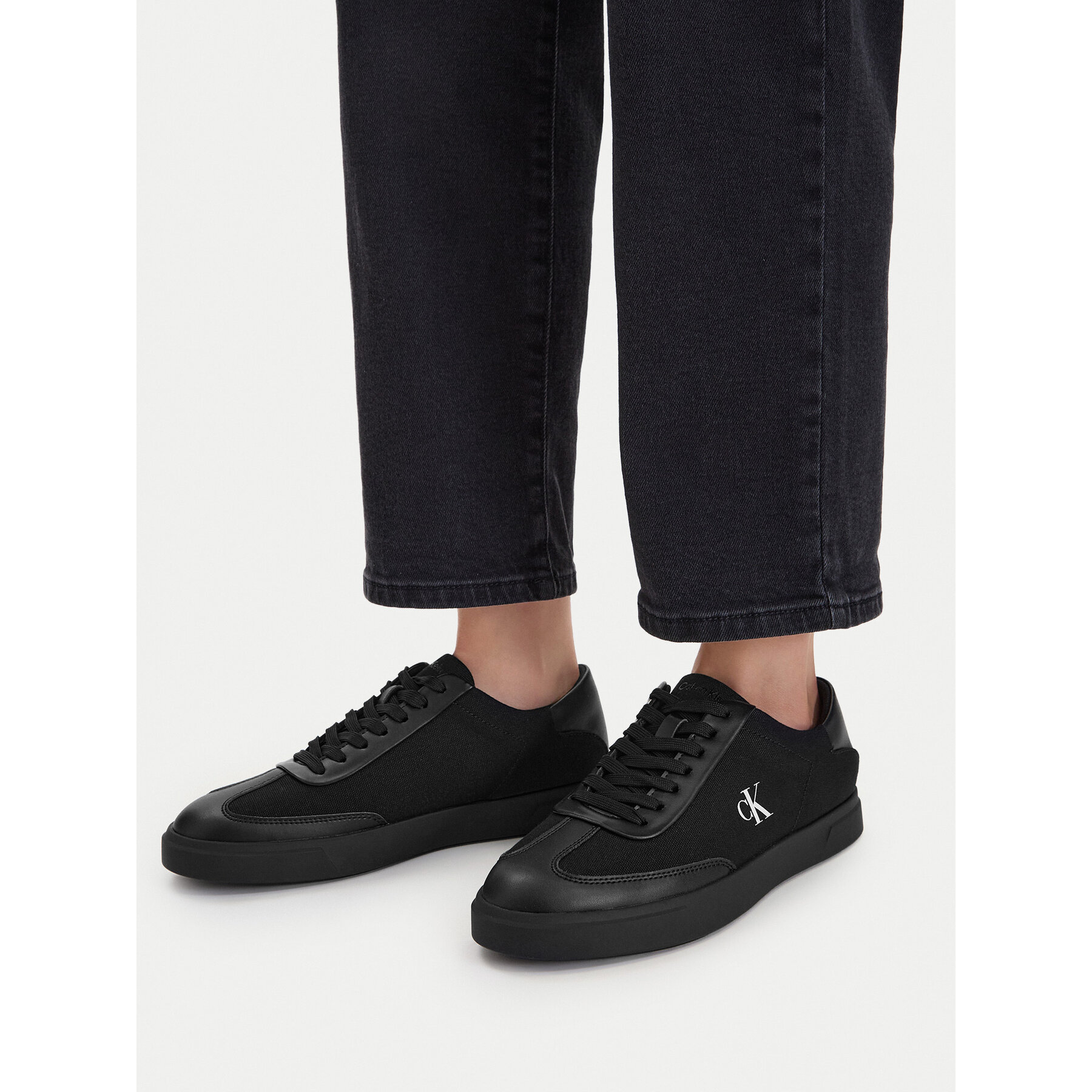 Sneakersy Calvin Klein Low Pro Cups Wt Canv Mg HW0HW03145 Čierna