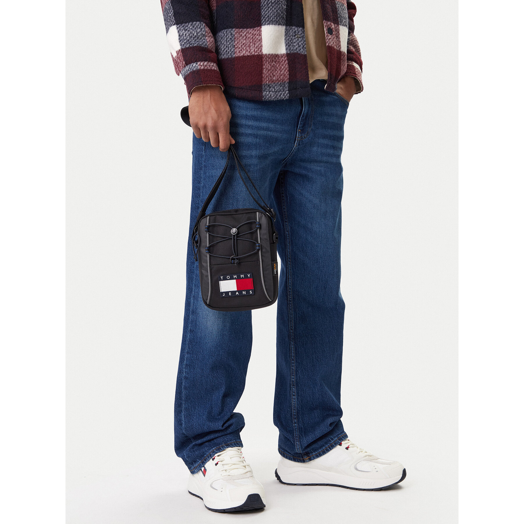 Geantă crossover Tommy Jeans Tjm Archive Reporter AM0AM13882 Negru