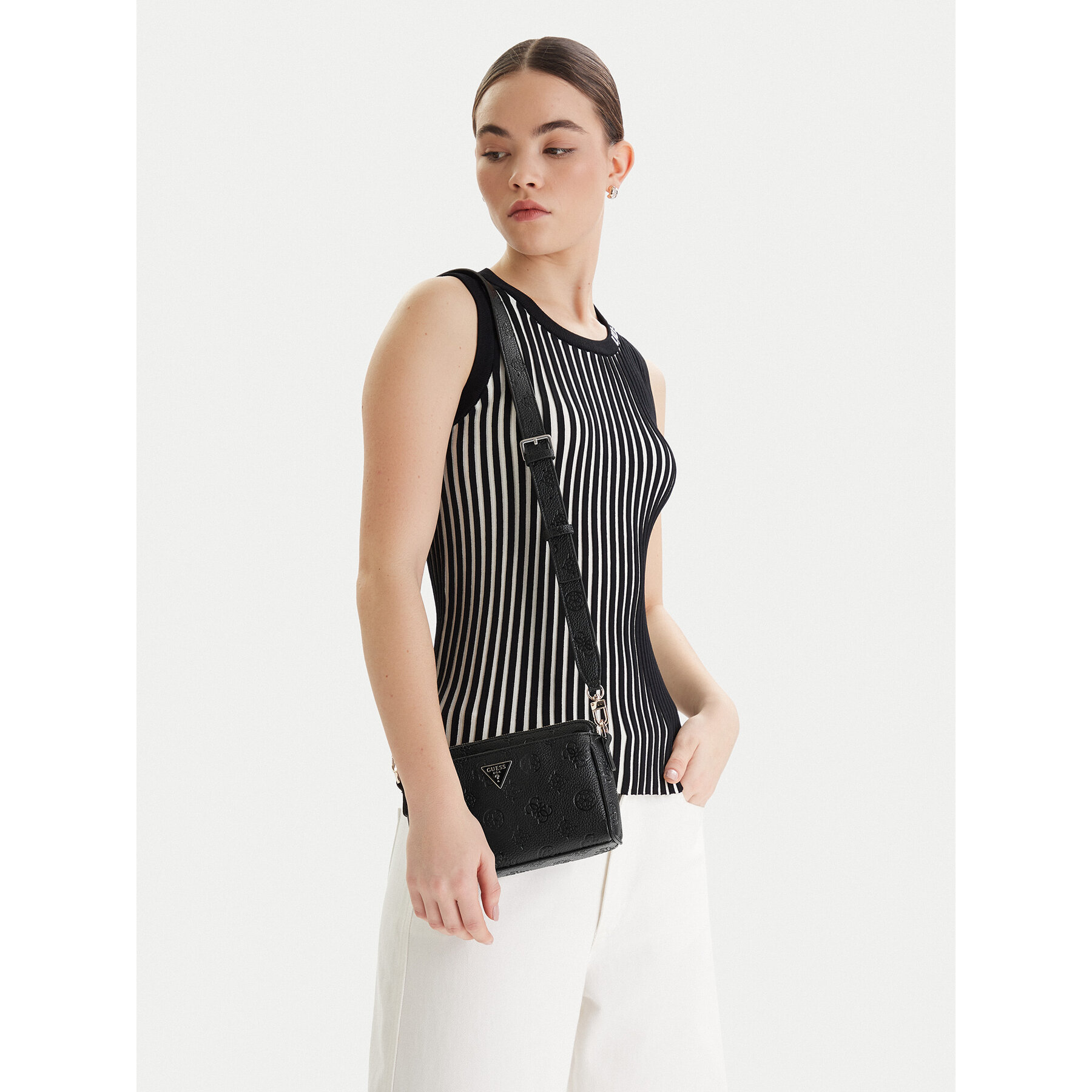 Дамска чанта Guess Cresidia II Mini HWPD98 88720 Черен