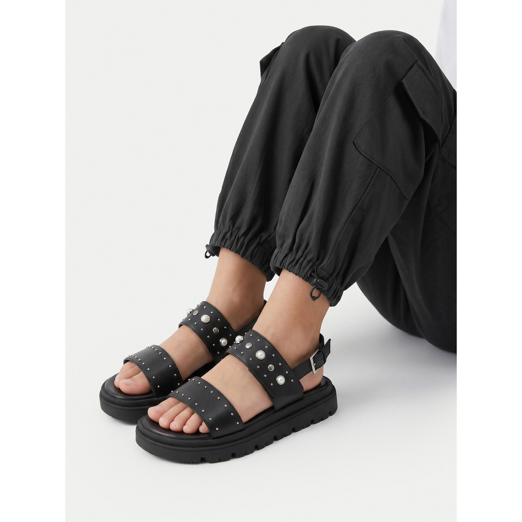 Sandale Guess CEO-BAND-8985-A Negru