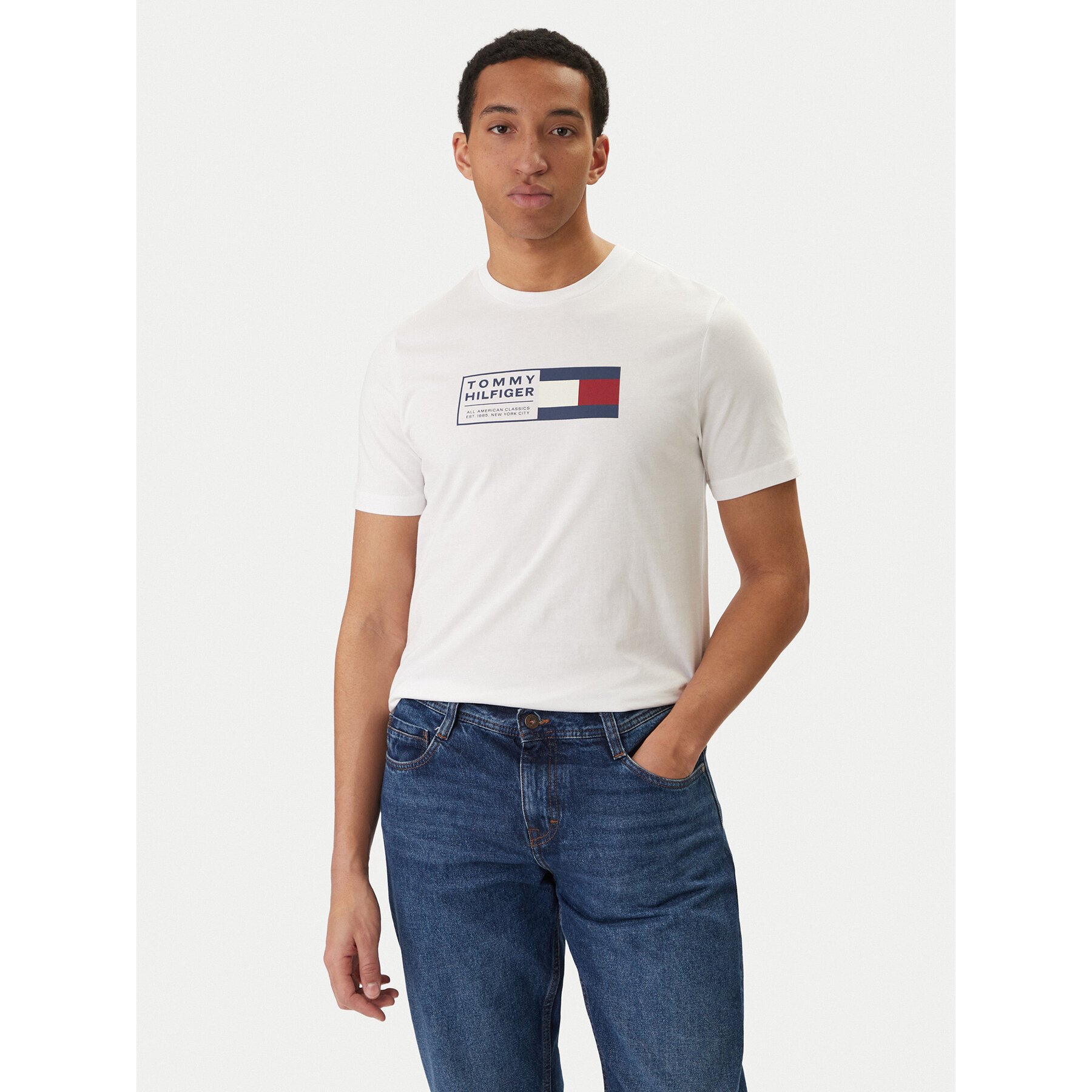 Tommy Hilfiger Camiseta Brand Love Box MW0MW42366 Blanco Regular Fit