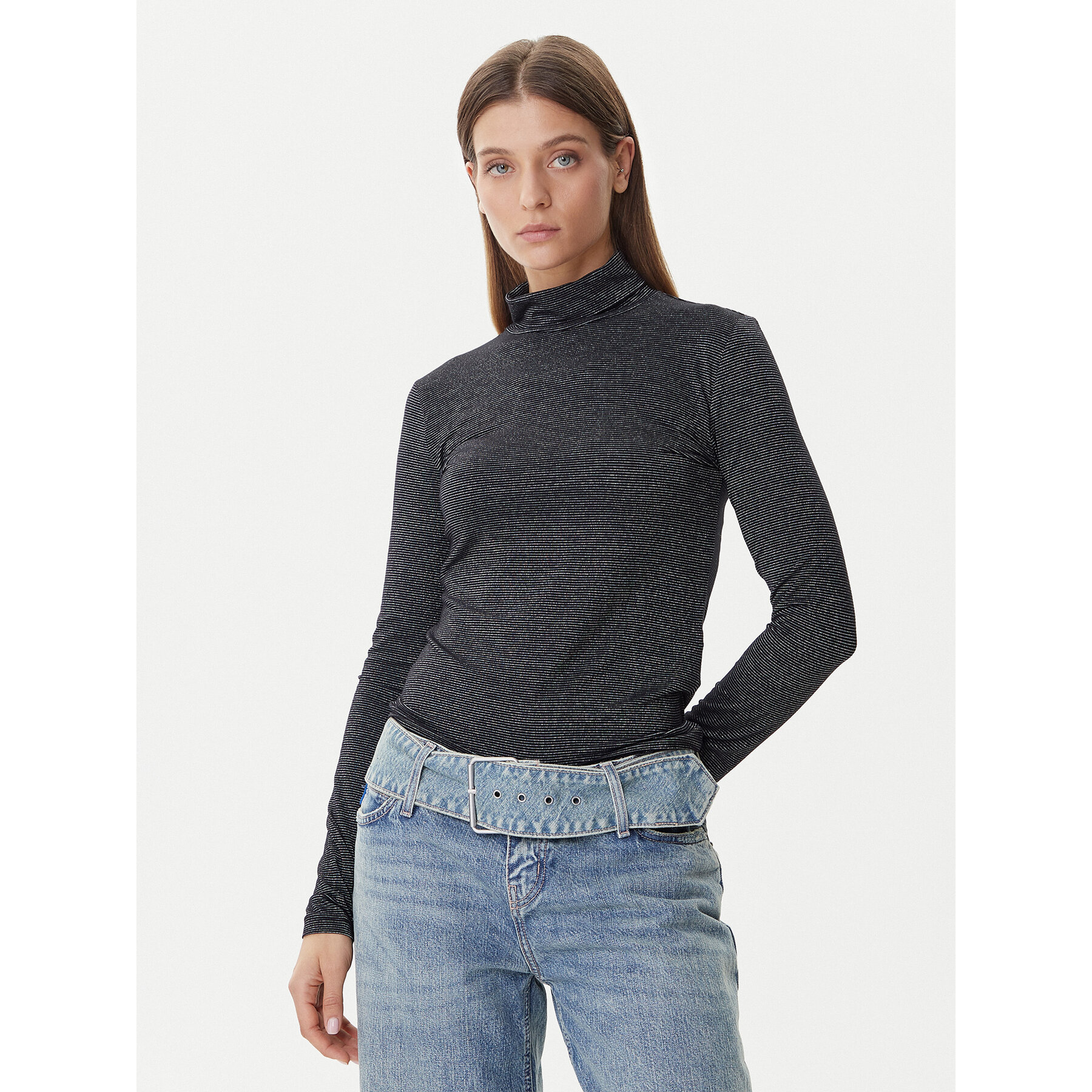 Vero Moda Dolčevita Lava 10334586 Crna Loose Fit