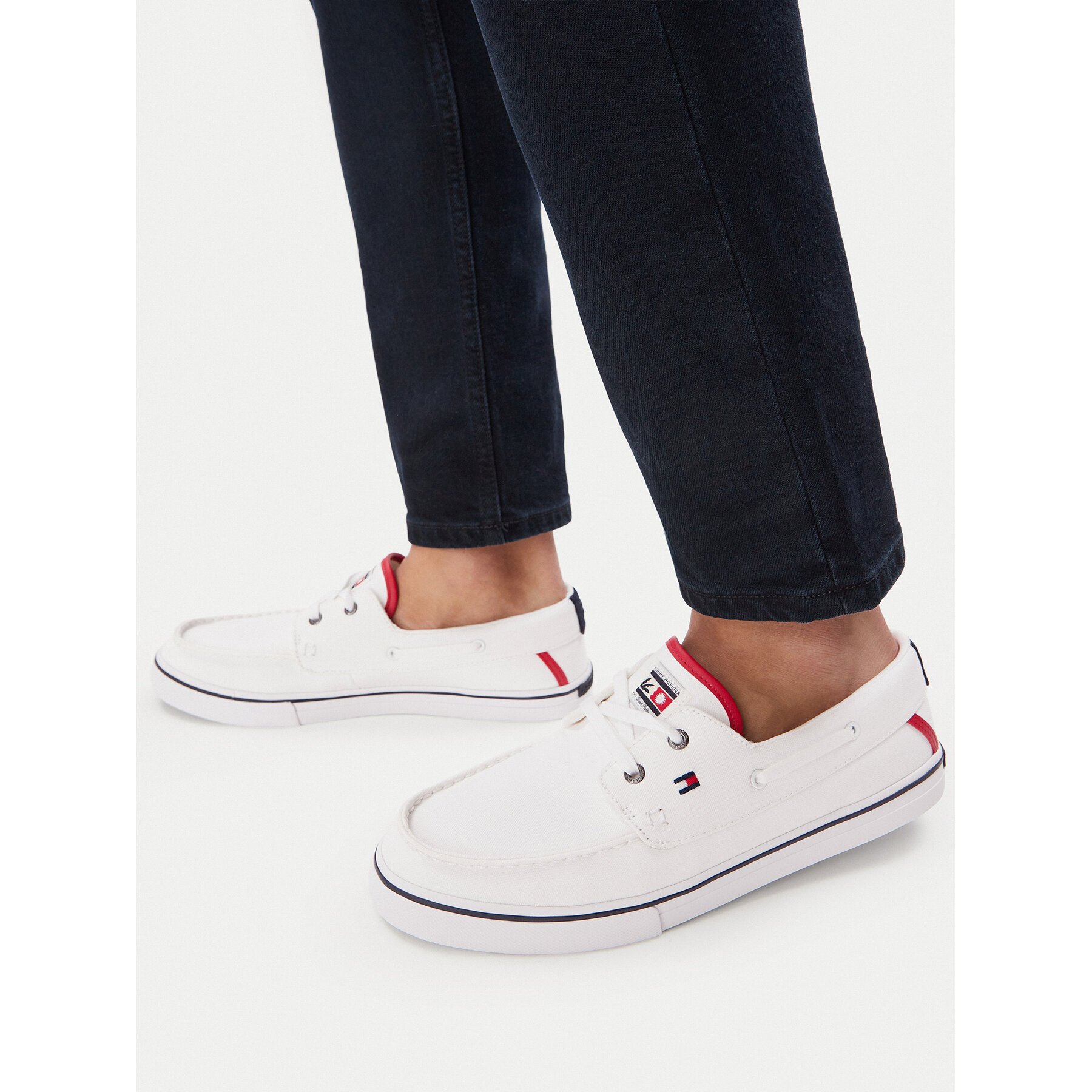 Tenisice Tommy Hilfiger Th Boat Vulc Sneaker Canvas FM0FM05877 Bijela