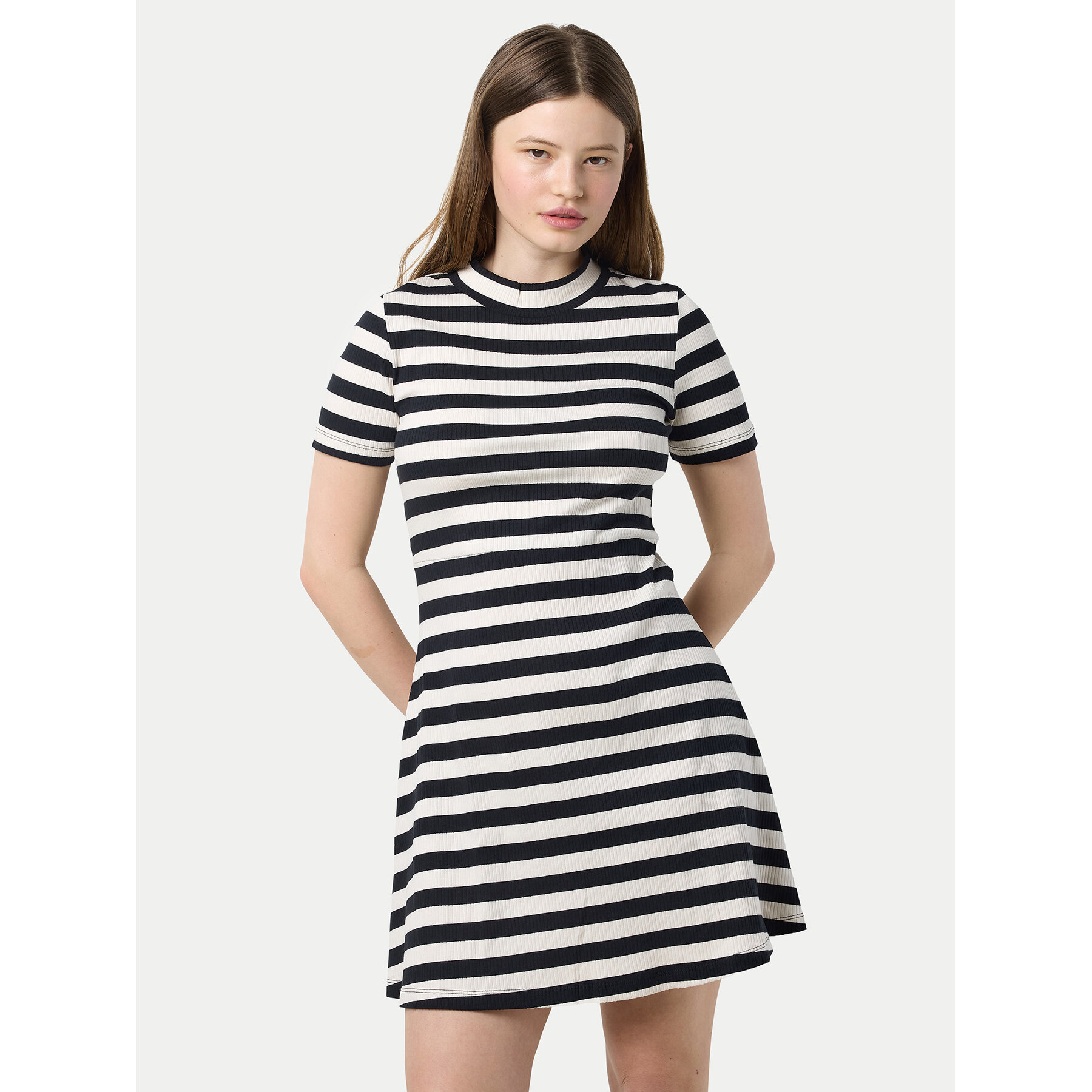 Noisy May Kleid für den Alltag Elinor 27033179 Beige Regular Fit