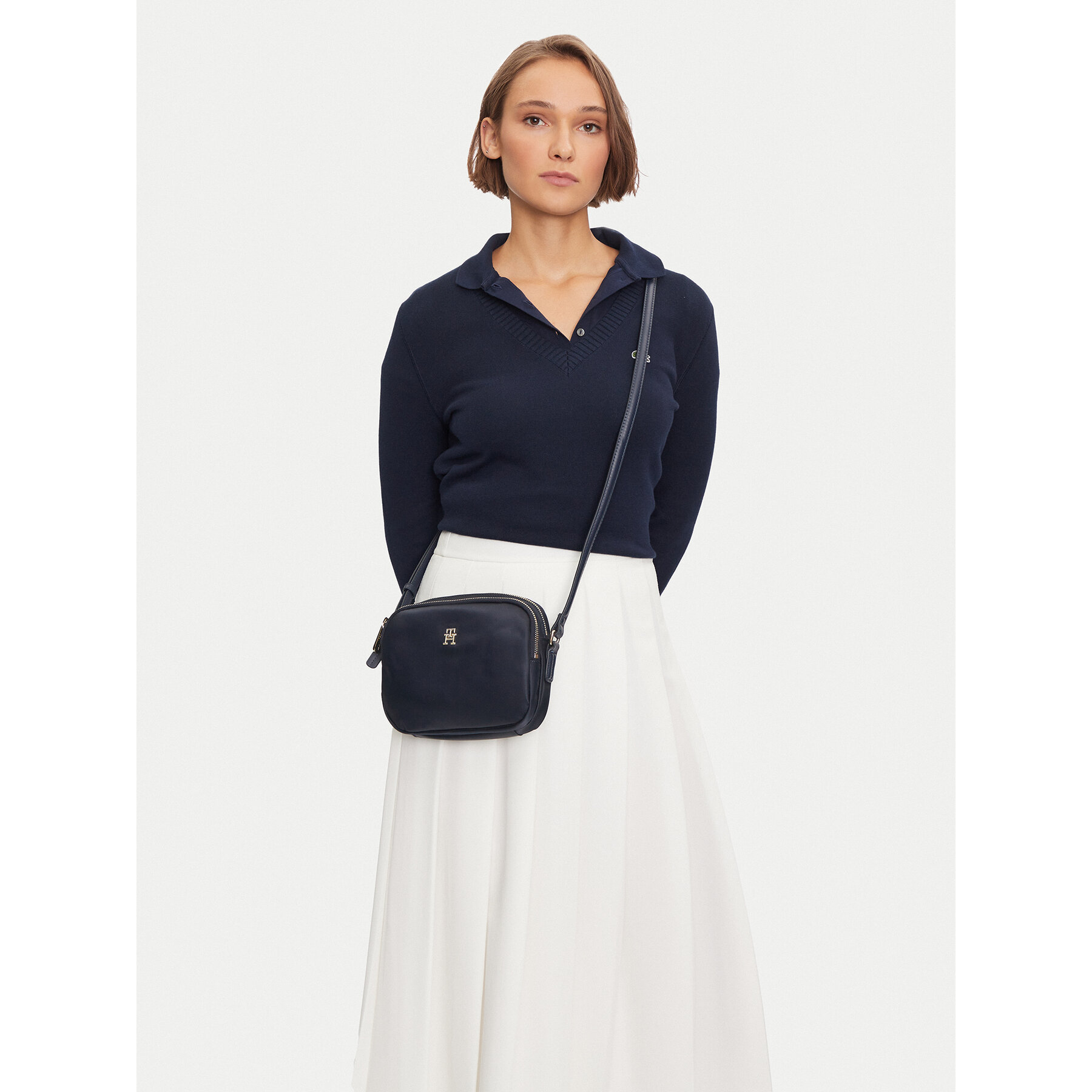 Geantă Tommy Hilfiger Poppy Th Crossover AW0AW15638 Bleumarin
