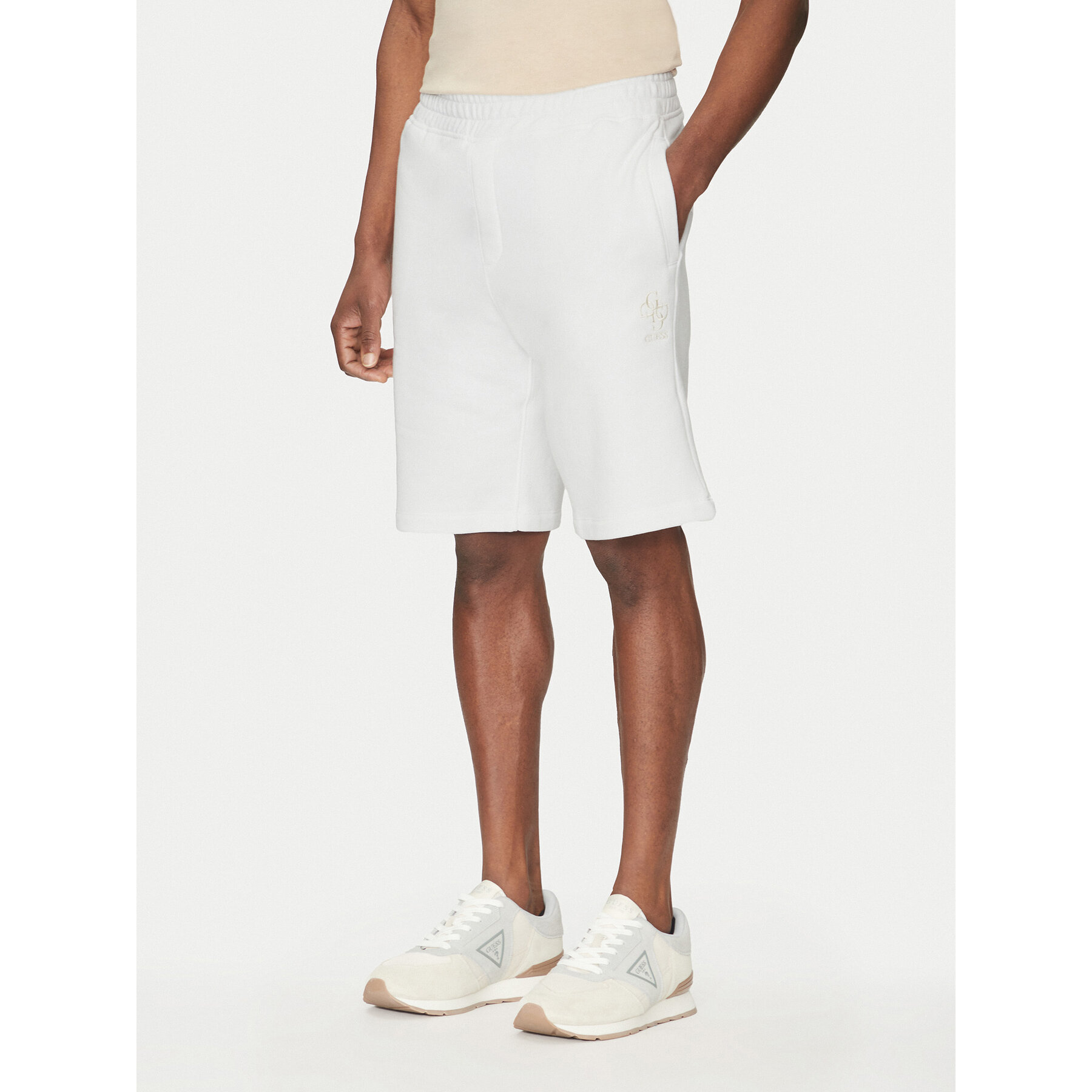 Guess Sportshorts M5GD10 KCN01 Weiß Regular Fit