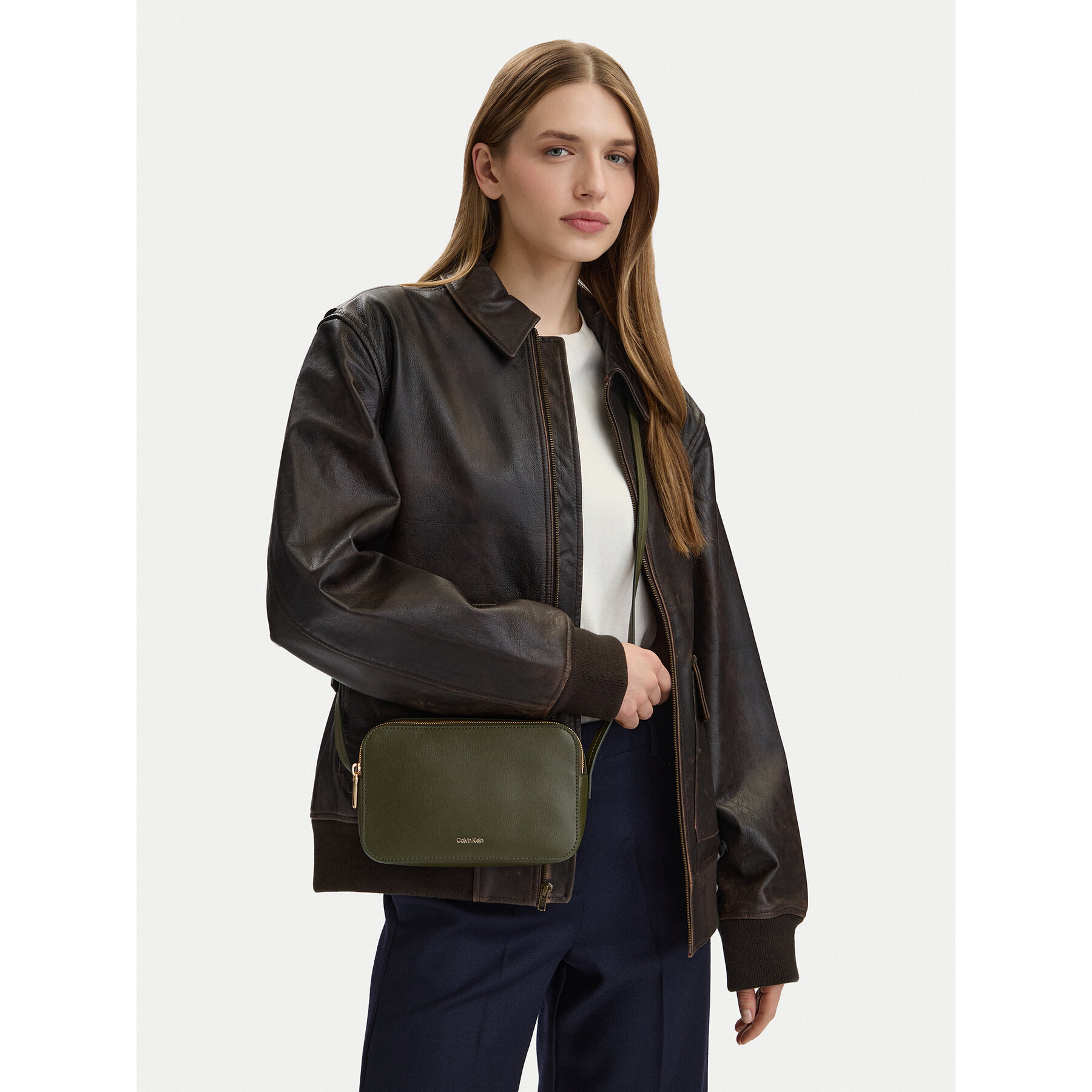 Ročna torba Calvin Klein Foil Logo Elongated Camera Bag LV04F3276G Zelena