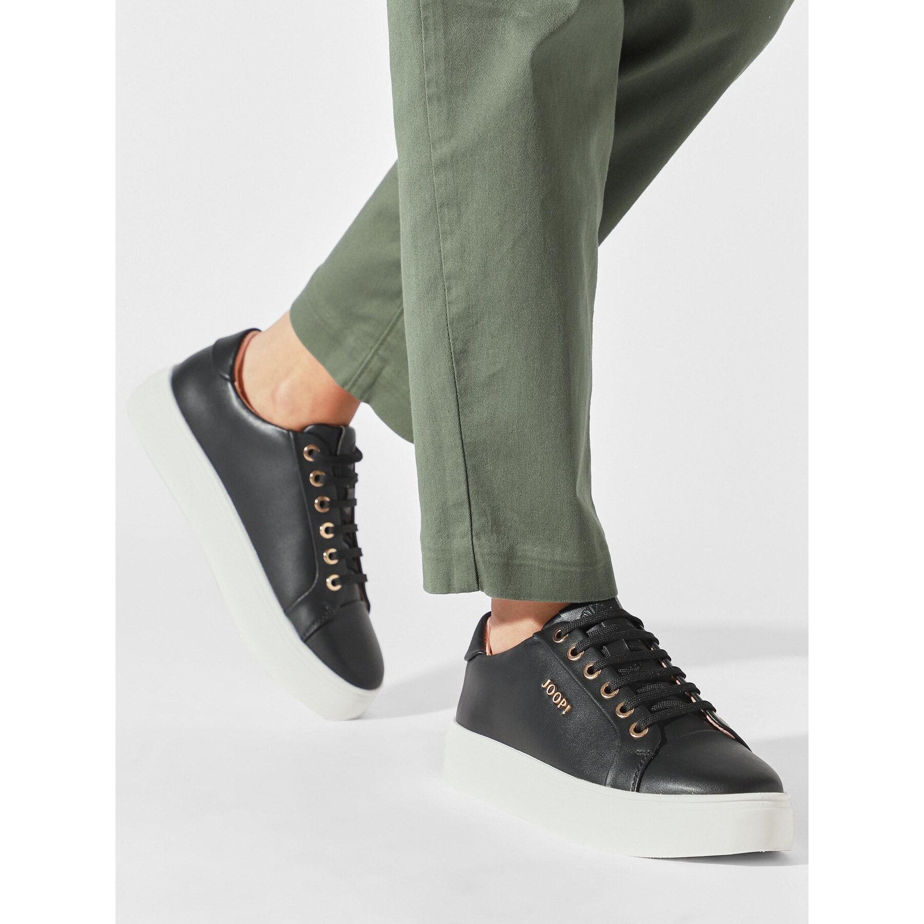 Sneakersy JOOP! 4140007111 Čierna