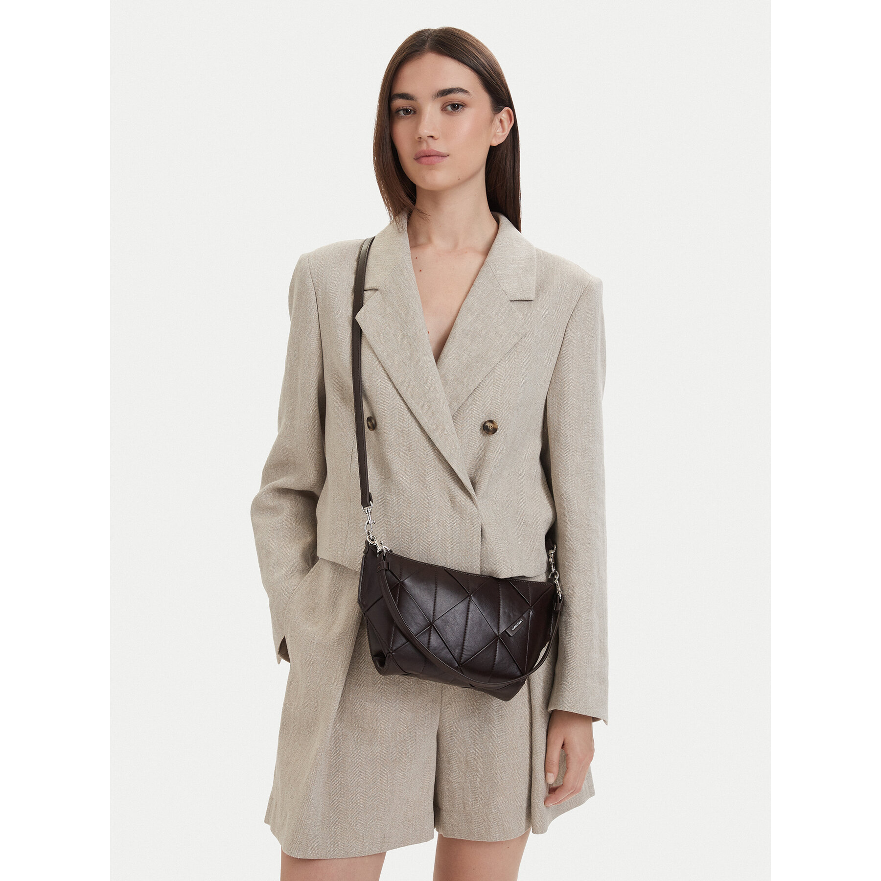 Ročna torba Calvin Klein Woven Shoulder Bag LV04F3546G Rjava