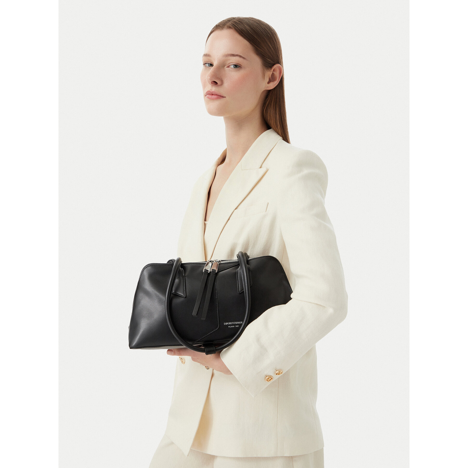 Дамска чанта Emporio Armani EW005676 AF29741 Черен