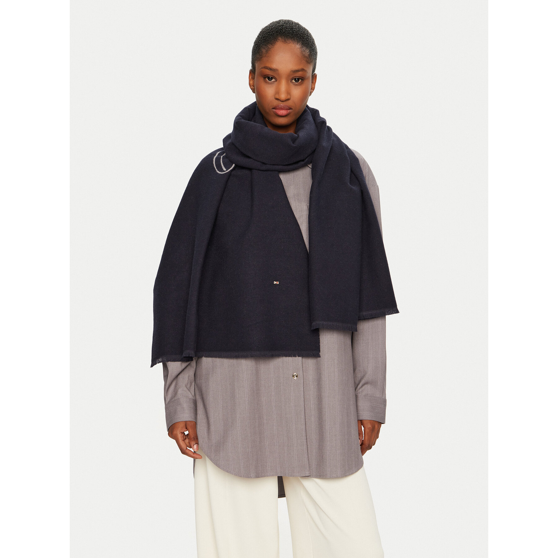 Fular Tommy Hilfiger Logo AW0AW17352 Bleumarin