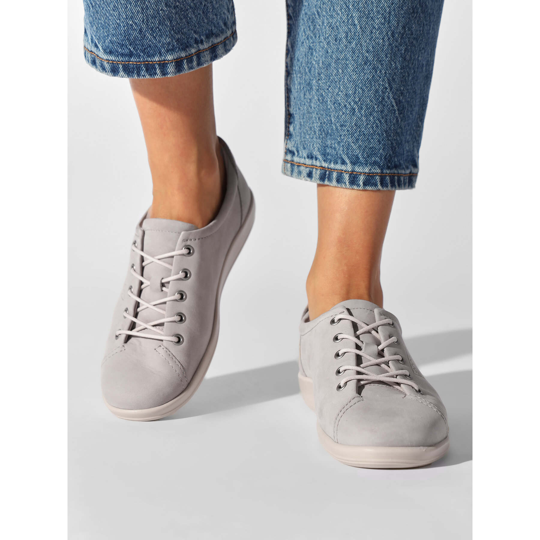Sneakersy ECCO SOFT 2.0 20650302386 Sivá