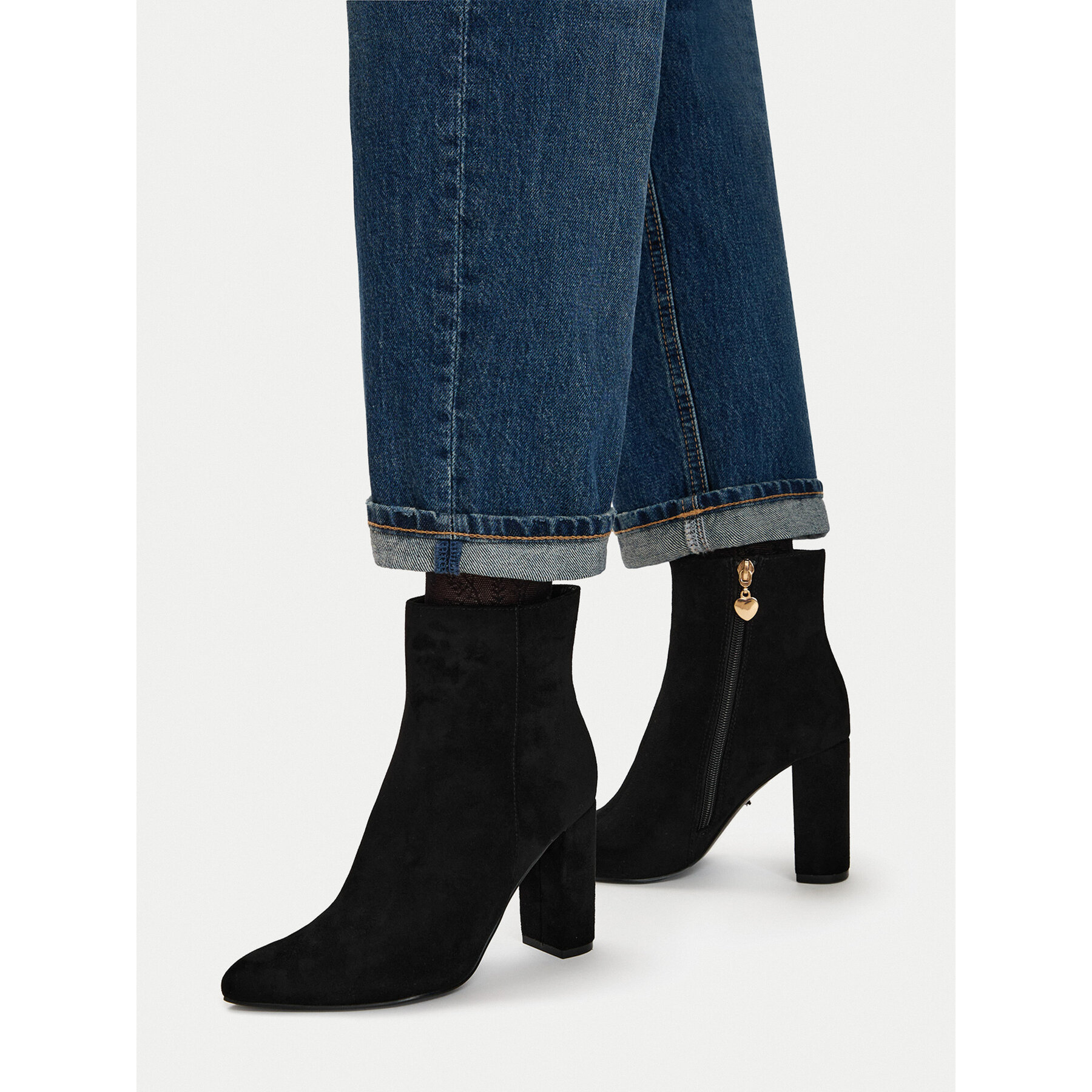 Īsie zābaki DeeZee BRITT LS4690-19B Melns