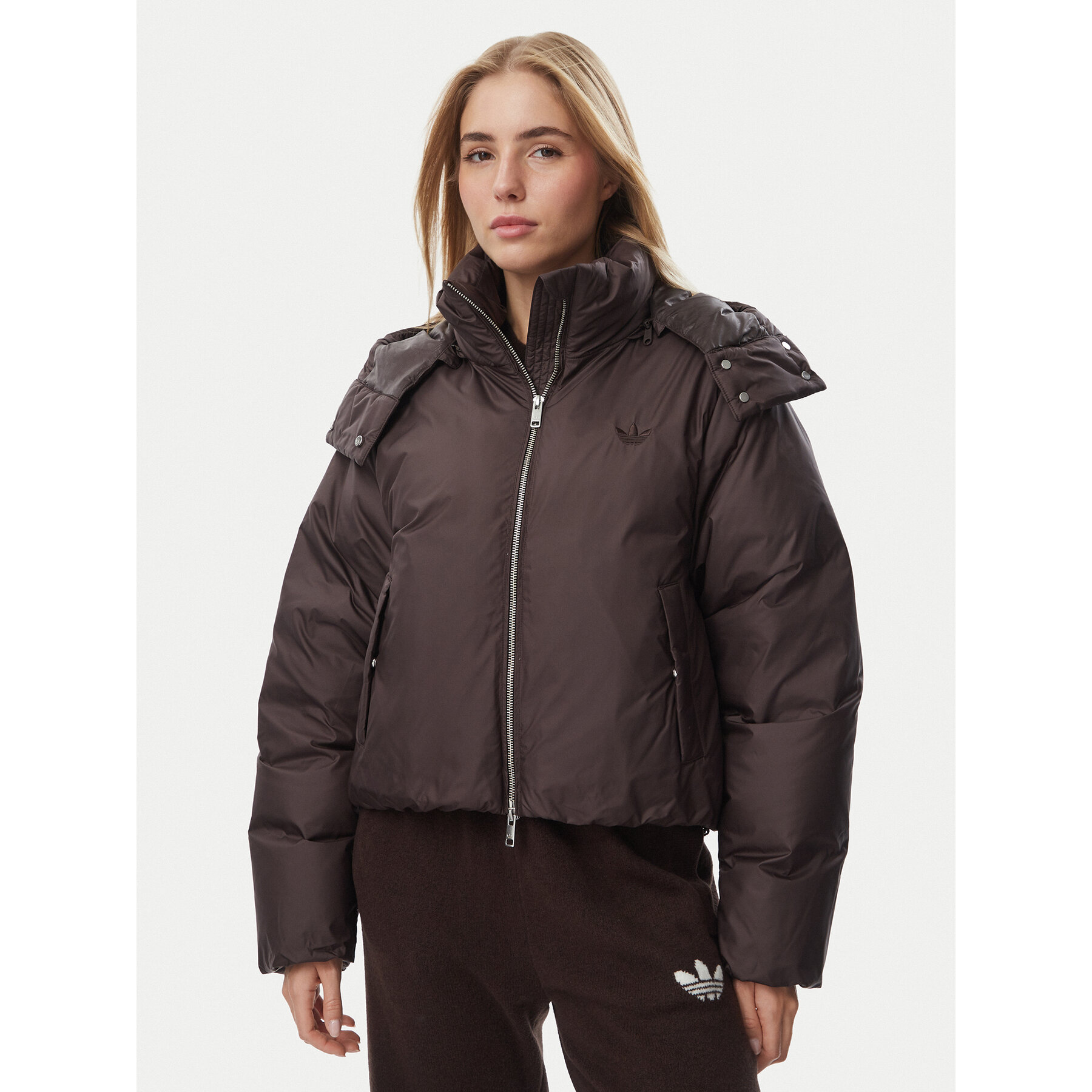 adidas Winterjacke Essentials KR9566 Dunkelbraun Loose Fit