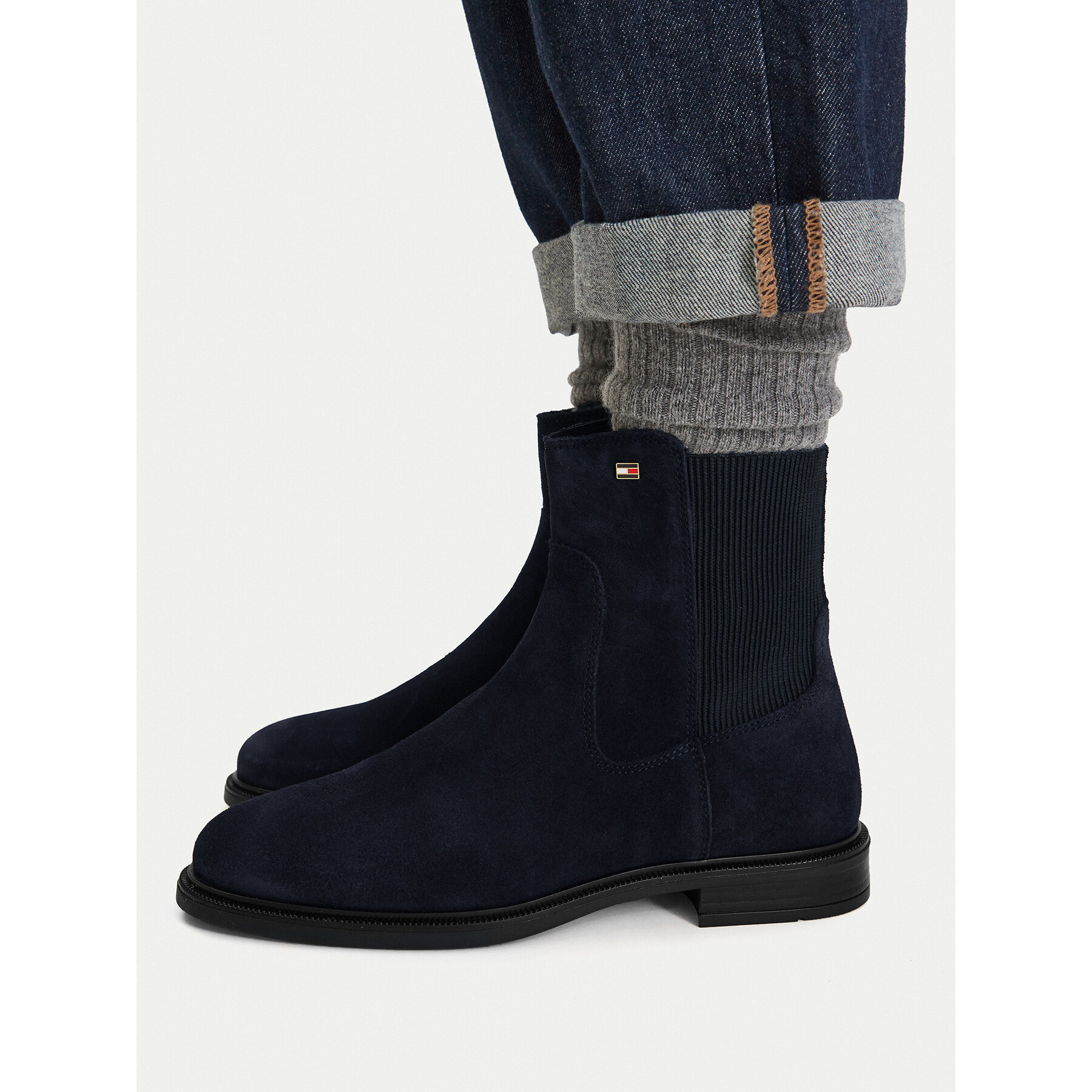 Chelsea cipele Tommy Hilfiger Enamel Flag Suede Ankle Chelsea FW0FW09575 Tamnoplava