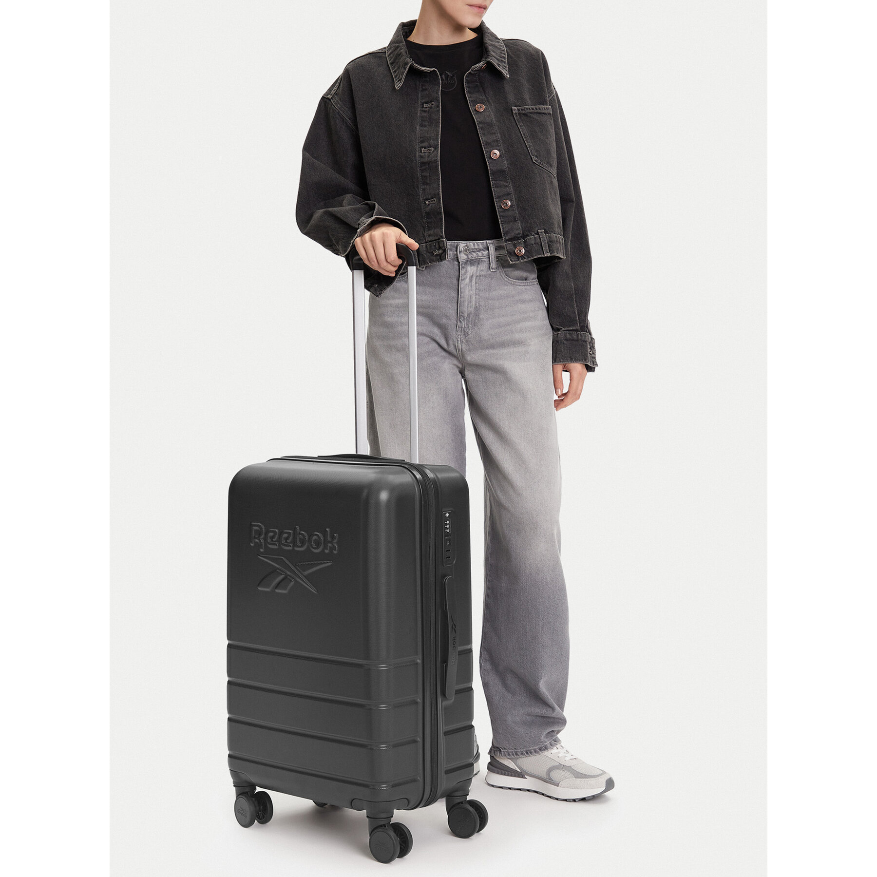 Valiză medie Reebok CEOWB-RBK-WAL-001-CCC-M Negru