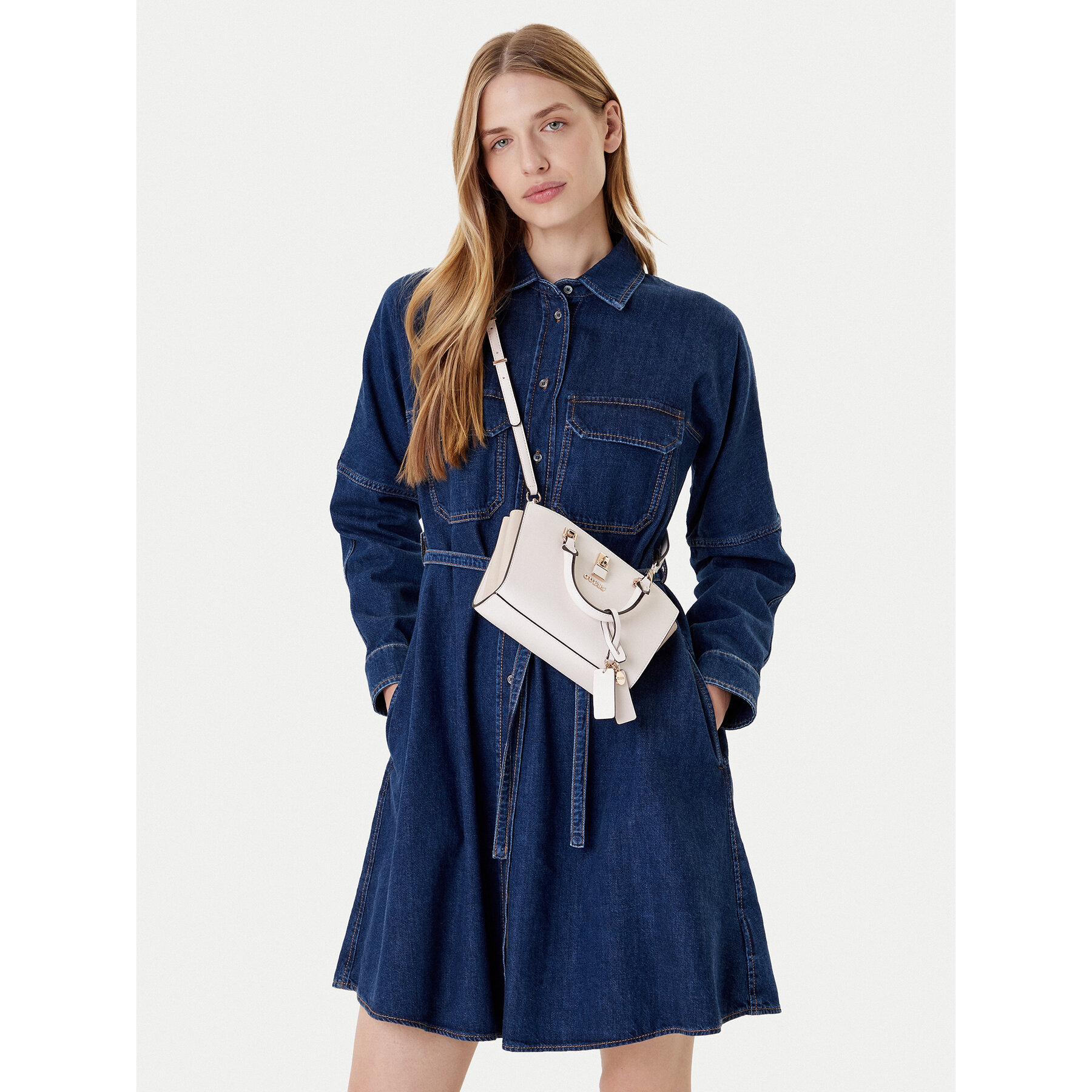 Kabelka Guess HWVG96 55760 Krémová
