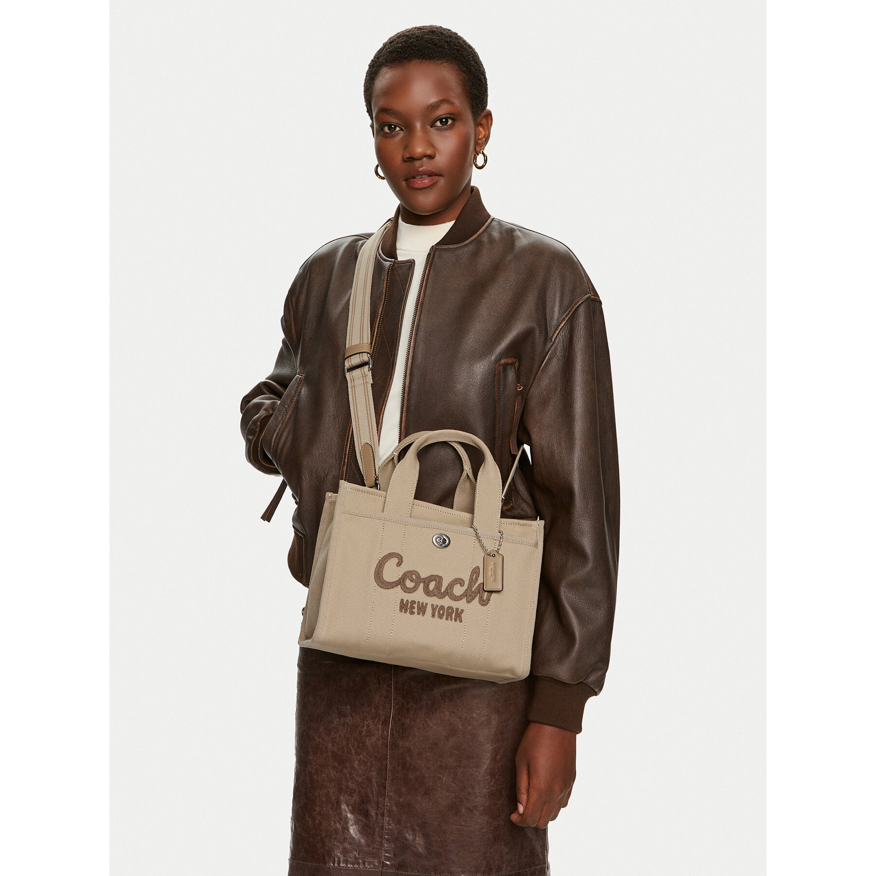 Дамска чанта Coach Cargo CP164 Бежов