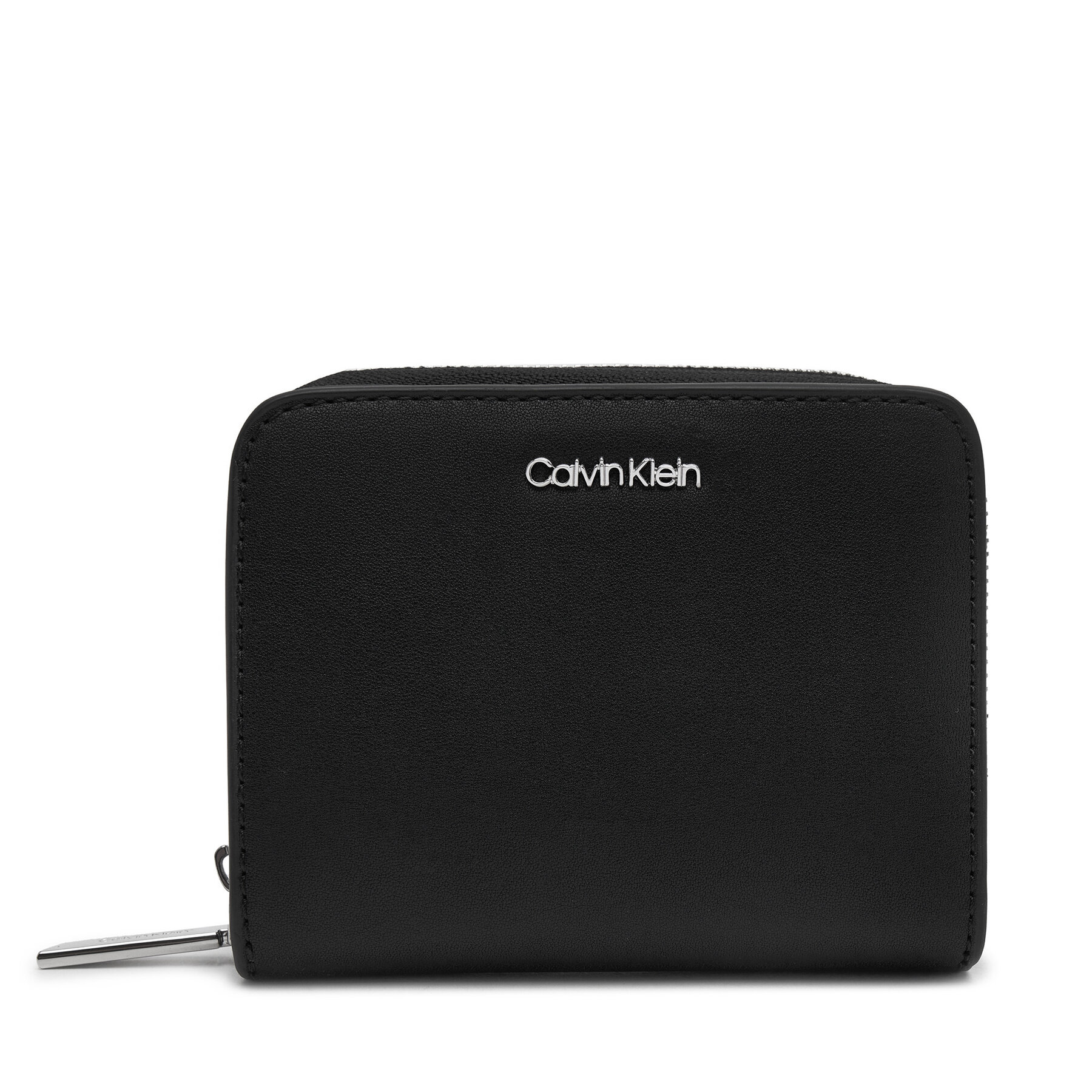 Kis női pénztárca Calvin Klein Ck Must Medium Zip Around Wallet K60K611937 Fekete