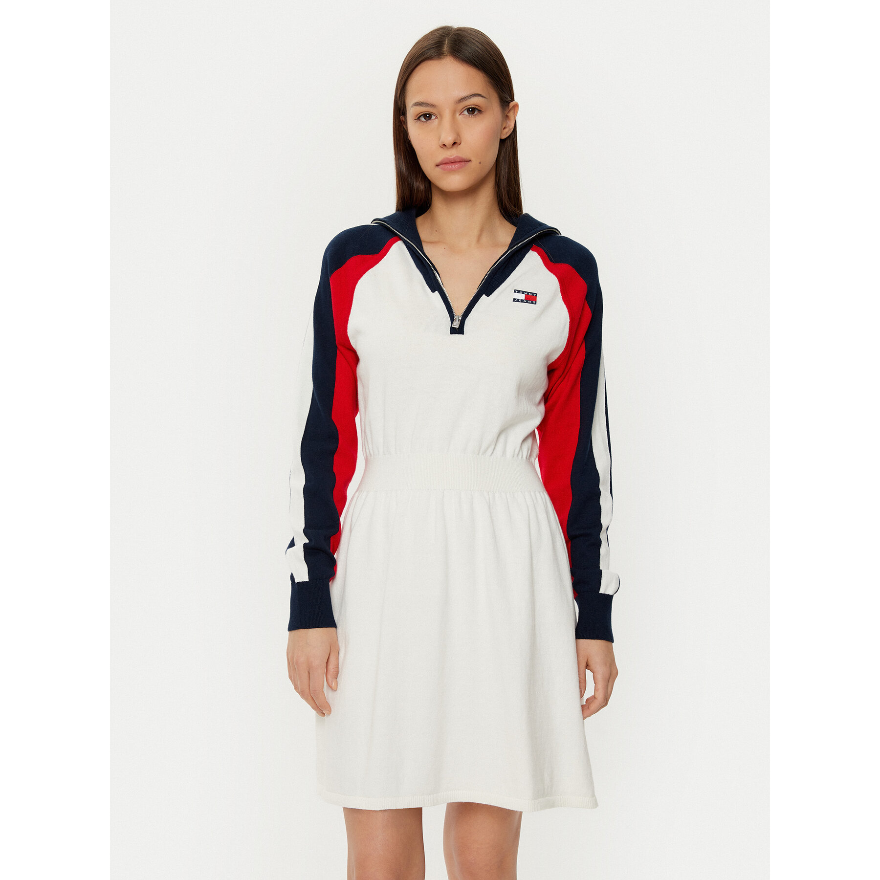Tommy Jeans Kleid für den Alltag DW0DW19467 Bunt Regular Fit