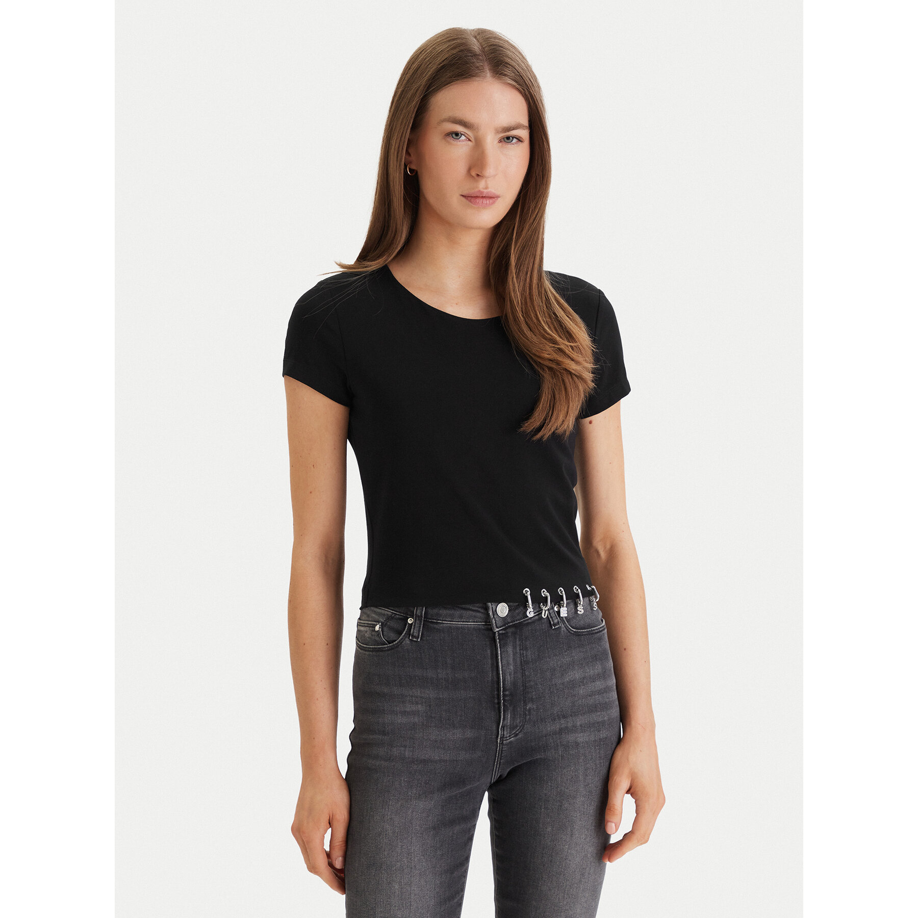 Guess T-shirt W6GP11 K2933 Crna Regular Fit