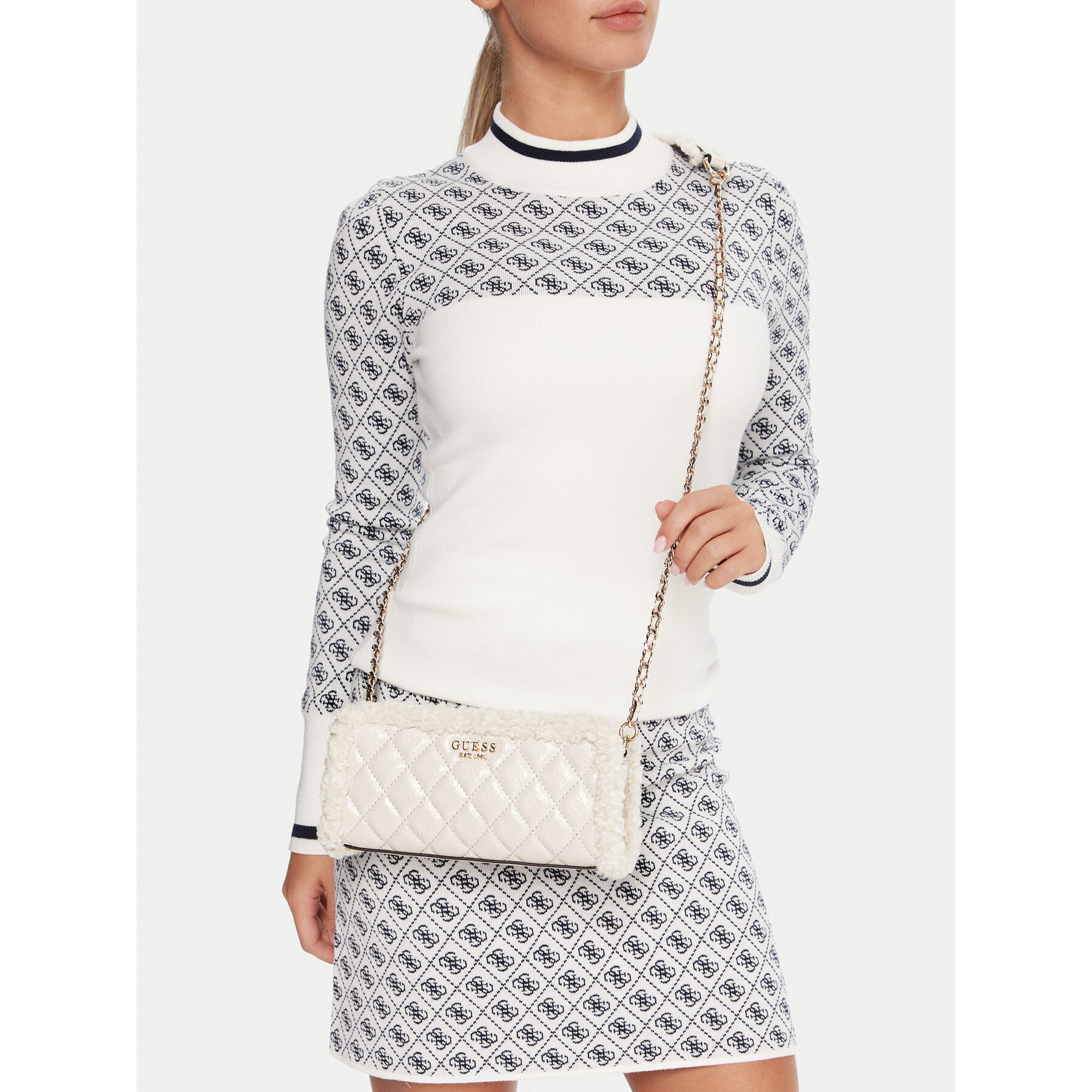 Дамска чанта Guess Cristi Mini HWTG81 39720 Екрю