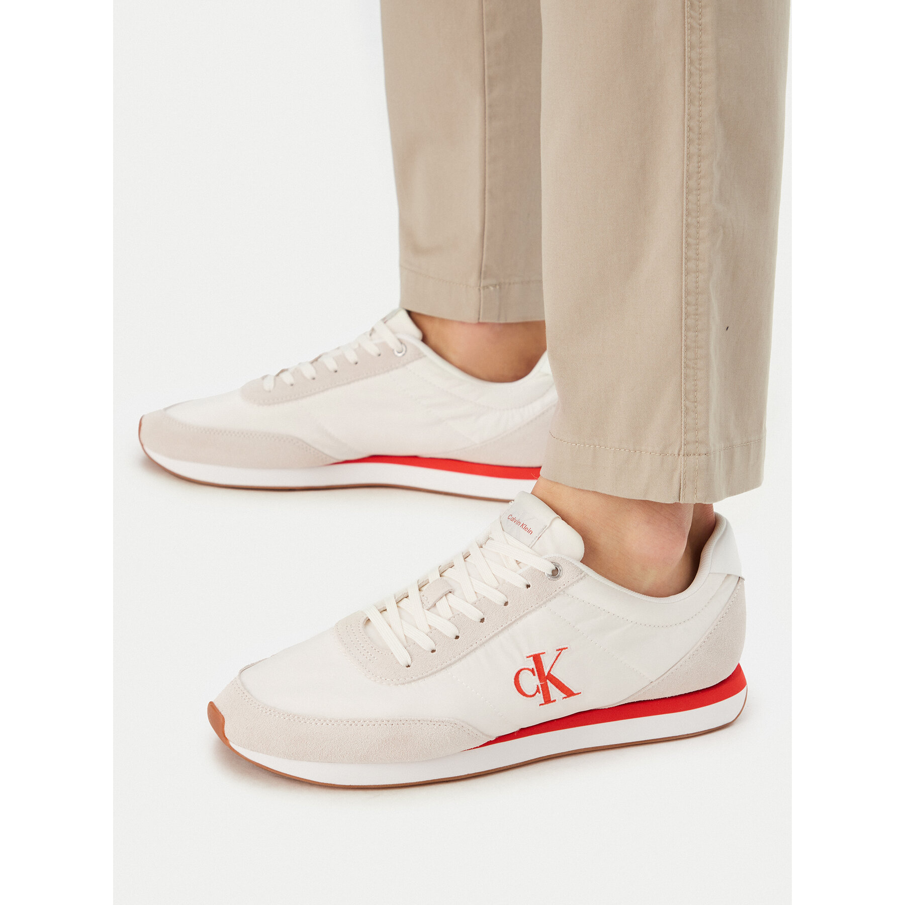 Tenisice Calvin Klein Jeans Retro Runner Ess Mix Mat YM0YM01361 Bež
