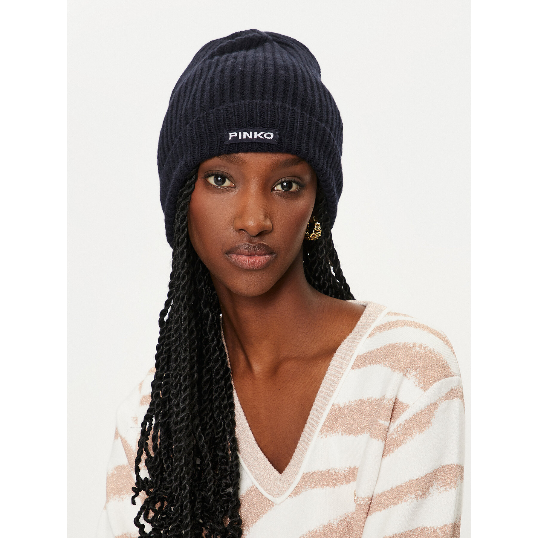 Čiapka Pinko Lambkin Cuffia AI 24-25 BLK01 104489 A1CH Tmavomodrá