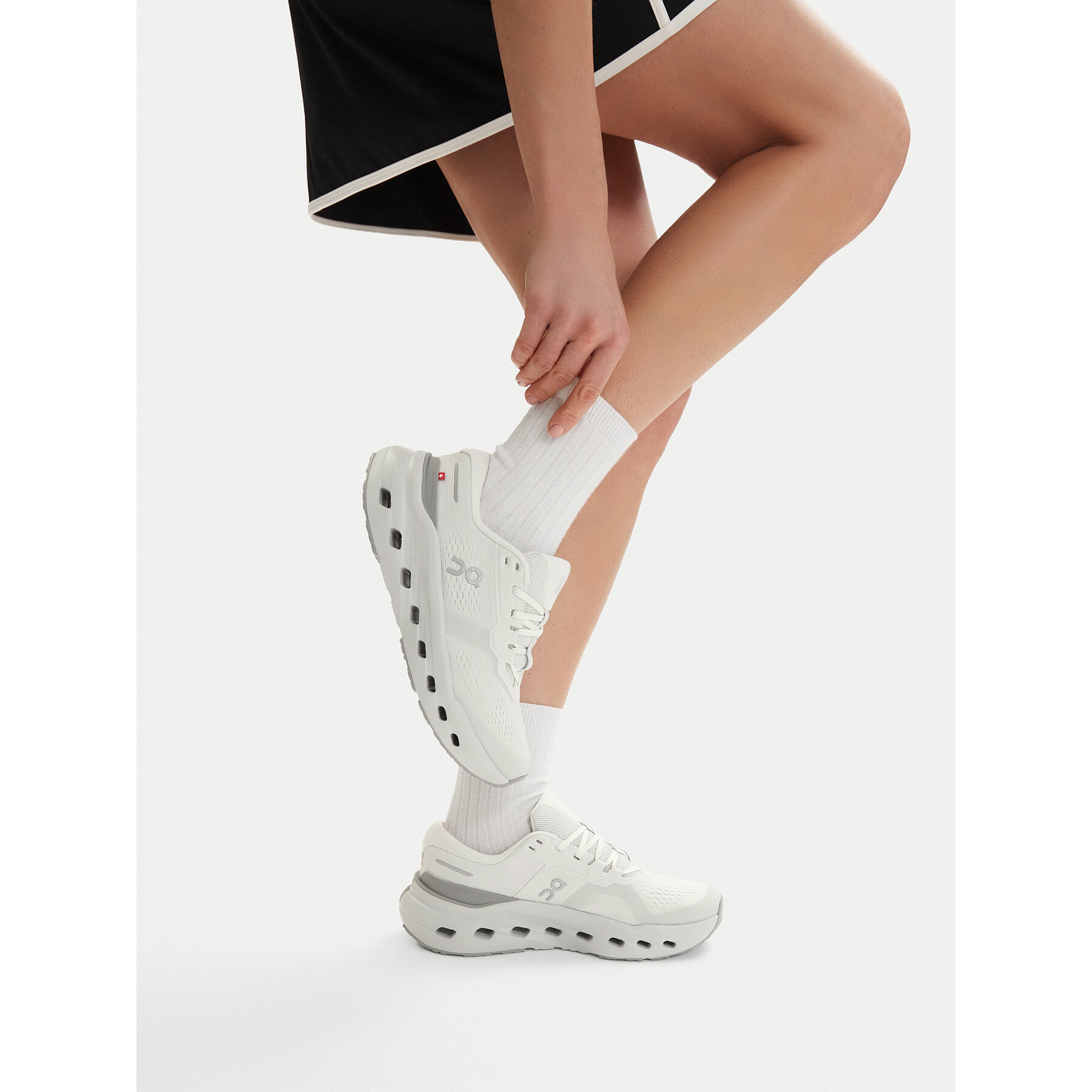 Pantofi pentru alergare On Cloudrunner 3 3WG10051421 Alb