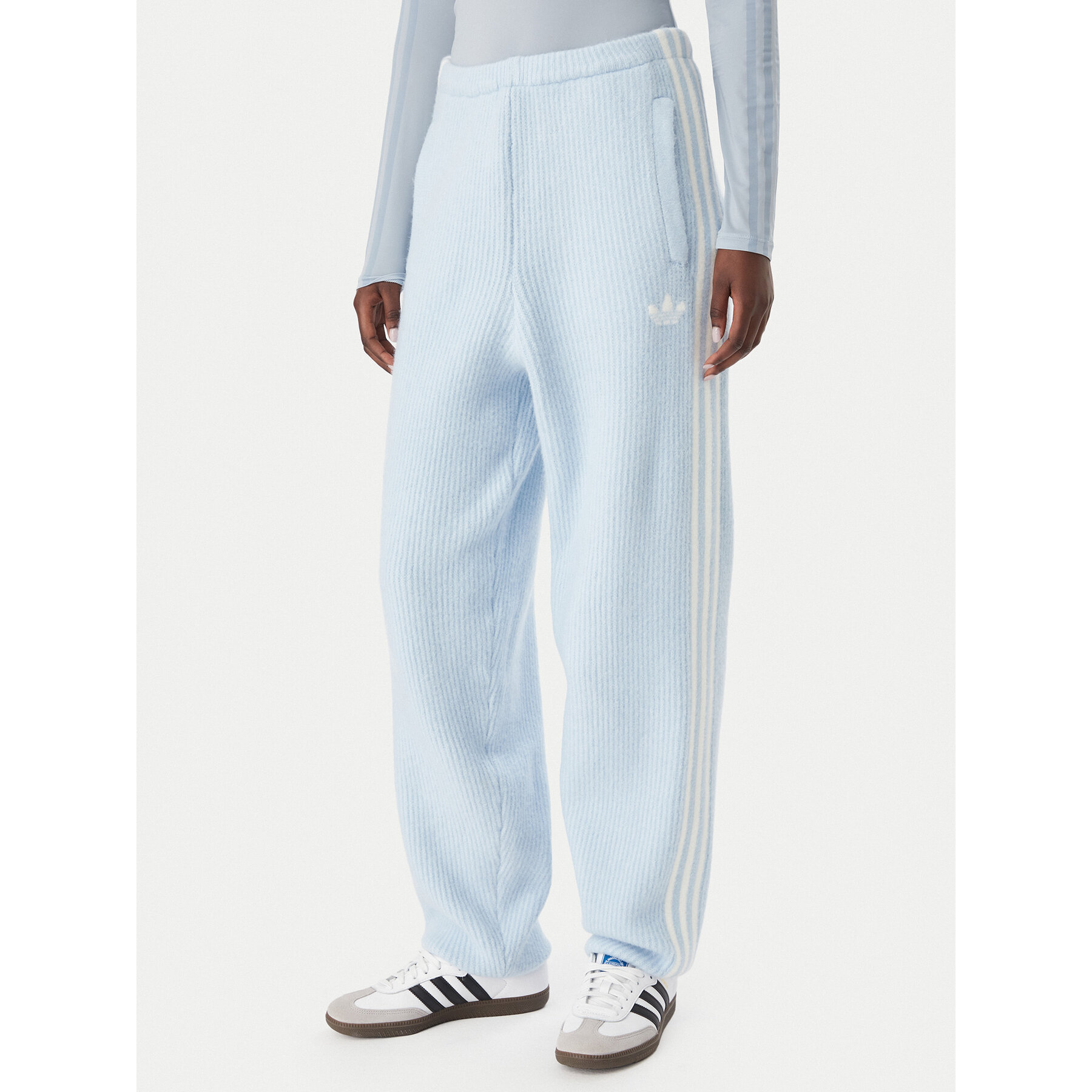 adidas Jogginghose Adiluna Season 2 X Jennie Knitted Loose Joggers LD8917 Blau Relaxed Fit