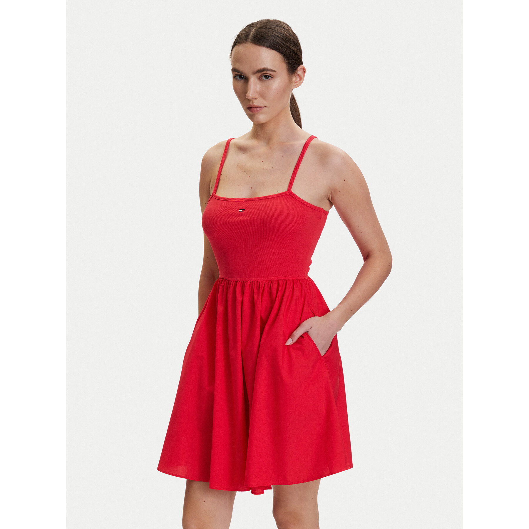 Tommy Jeans Sommerkleid DW0DW22352 Rot Slim Fit