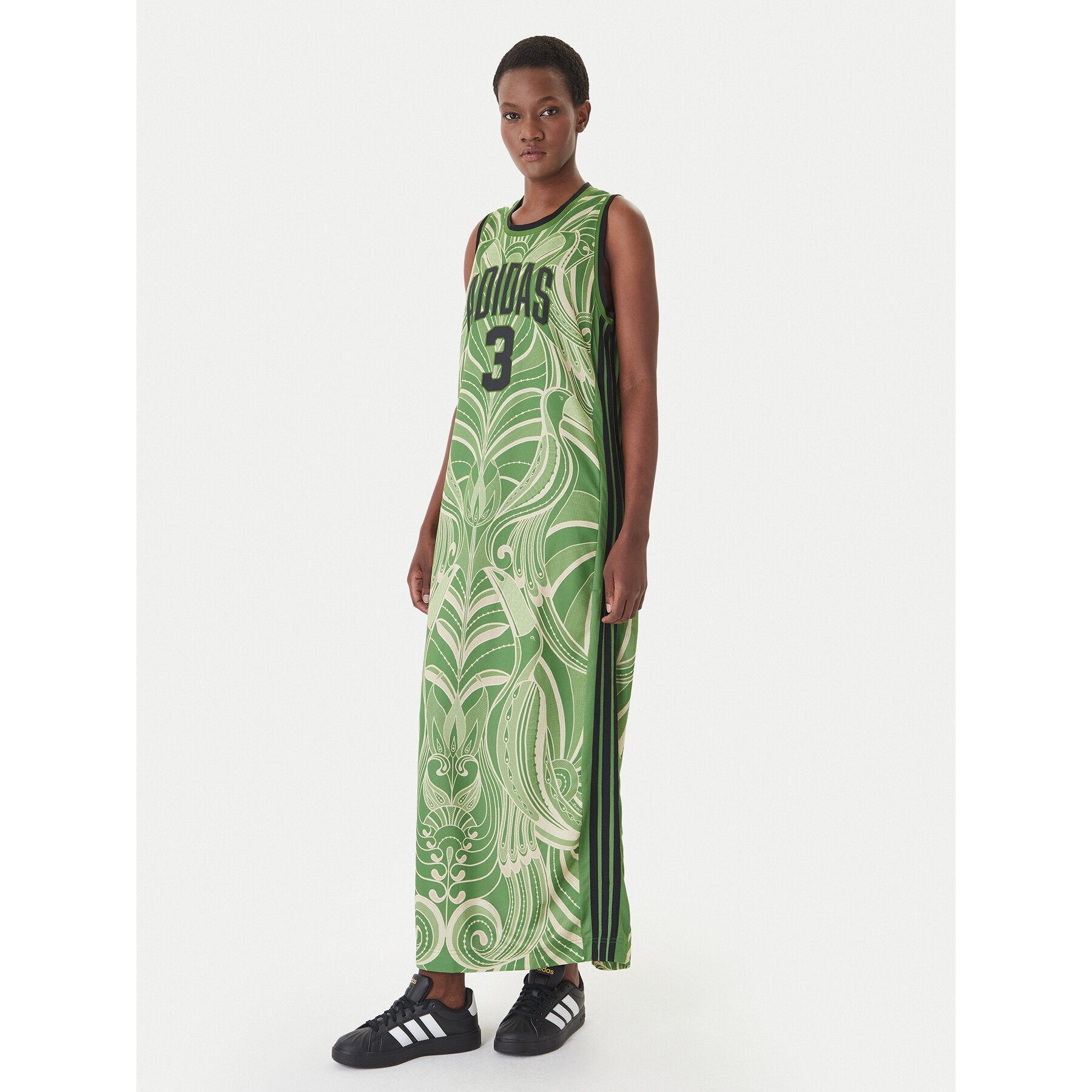 adidas Kleid für den Alltag Farm Rio Premium KD4620 Grün Slim Fit