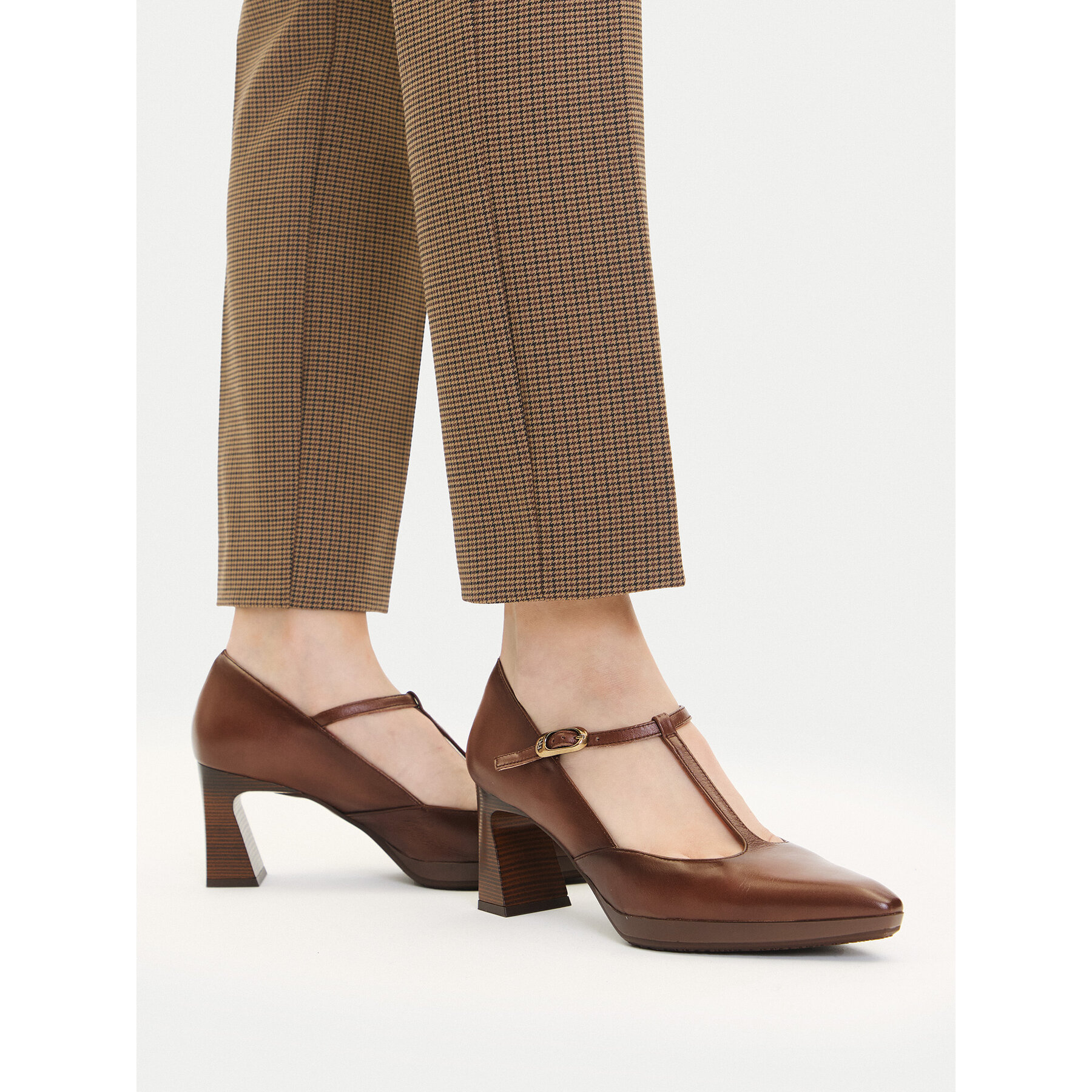 Pantofi pumps Hispanitas HI254342 Maro