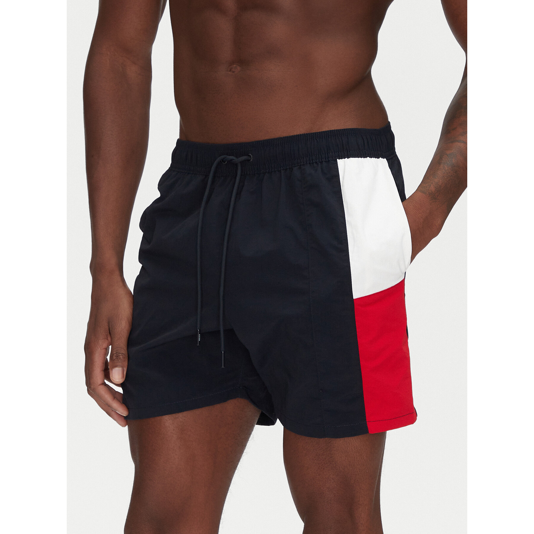 Tommy Hilfiger Badeshorts UM0UM03483 Dunkelblau Slim Fit