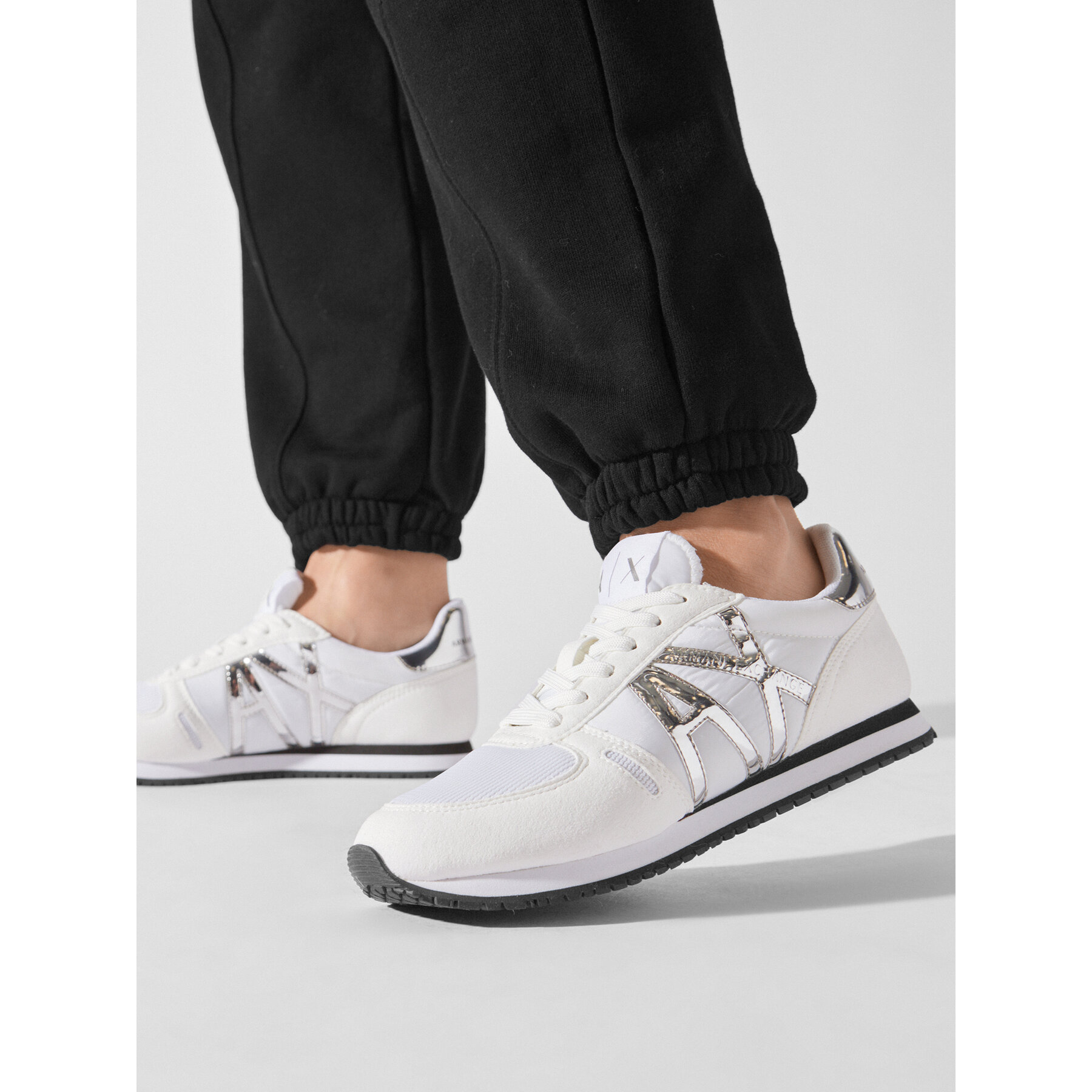 Tenisice Armani Exchange XDX031 XV137 M696 Bijela