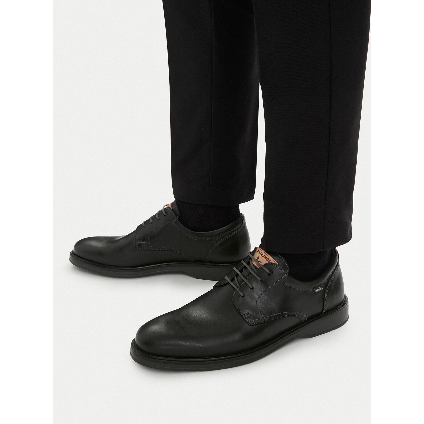 Обувки Pikolinos Carlet M6W-4311 Черен