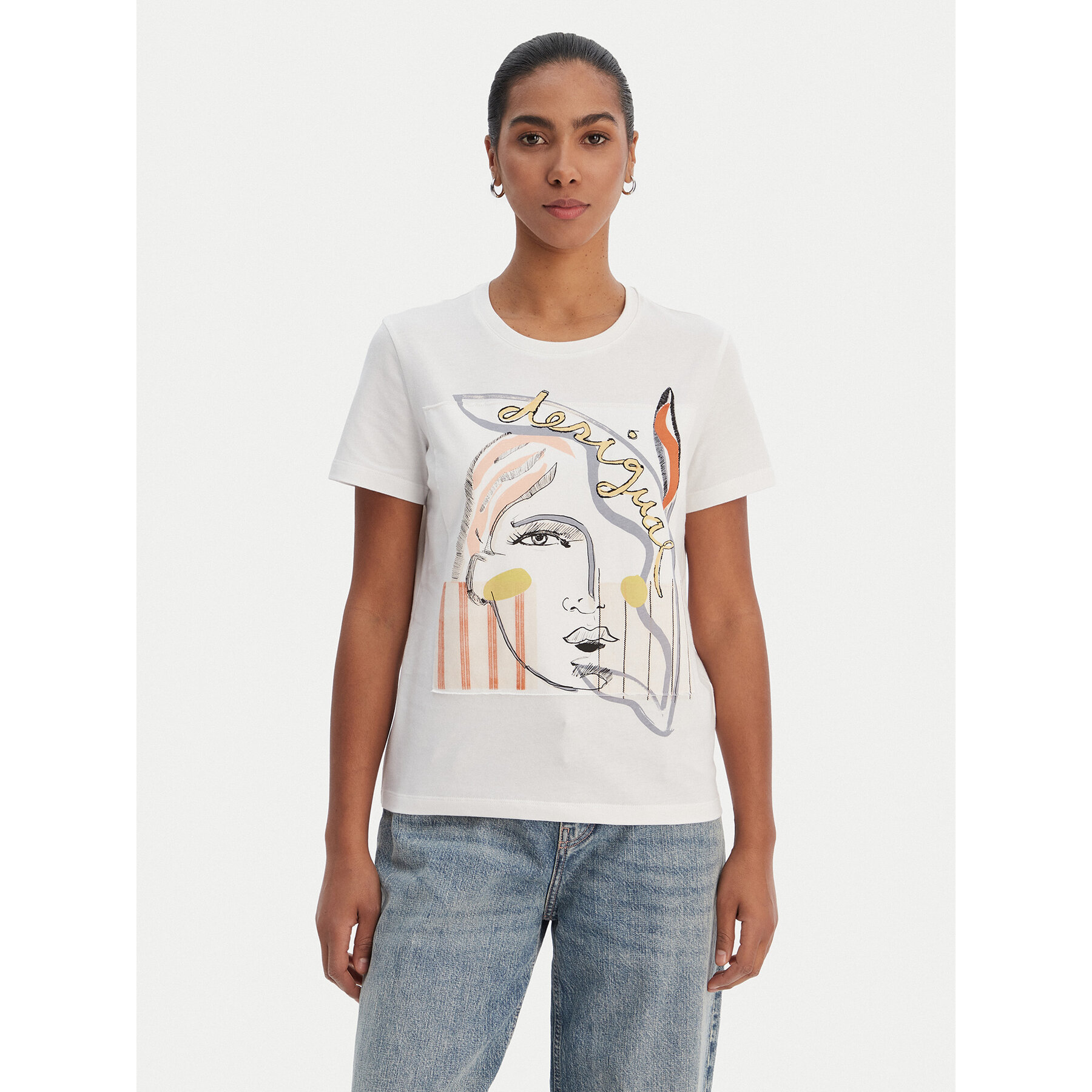 Desigual T-Shirt 26SWTK51 Weiß Regular Fit