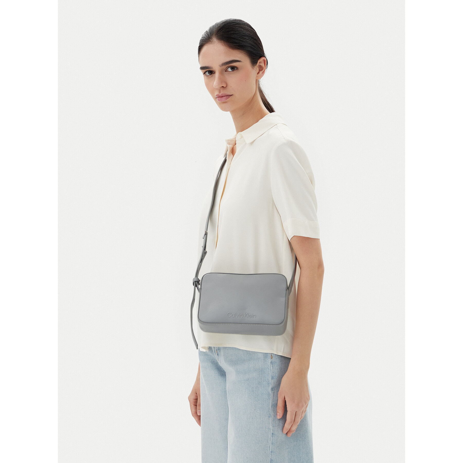 Τσάντα Calvin Klein Embossed Logo Camera Bag K60K612555 Γκρι