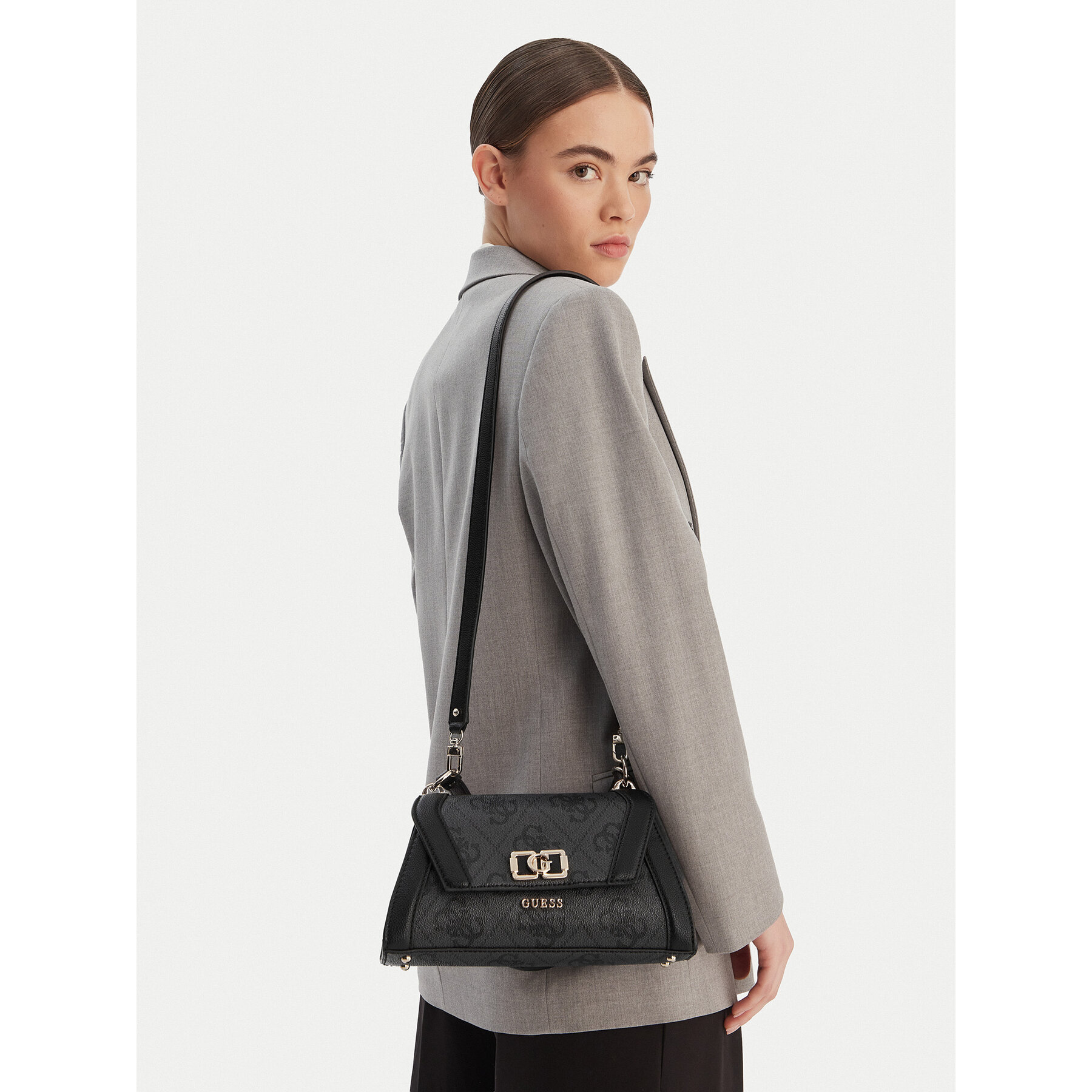 Дамска чанта Guess Karnilla HWOS99 01190 Сив