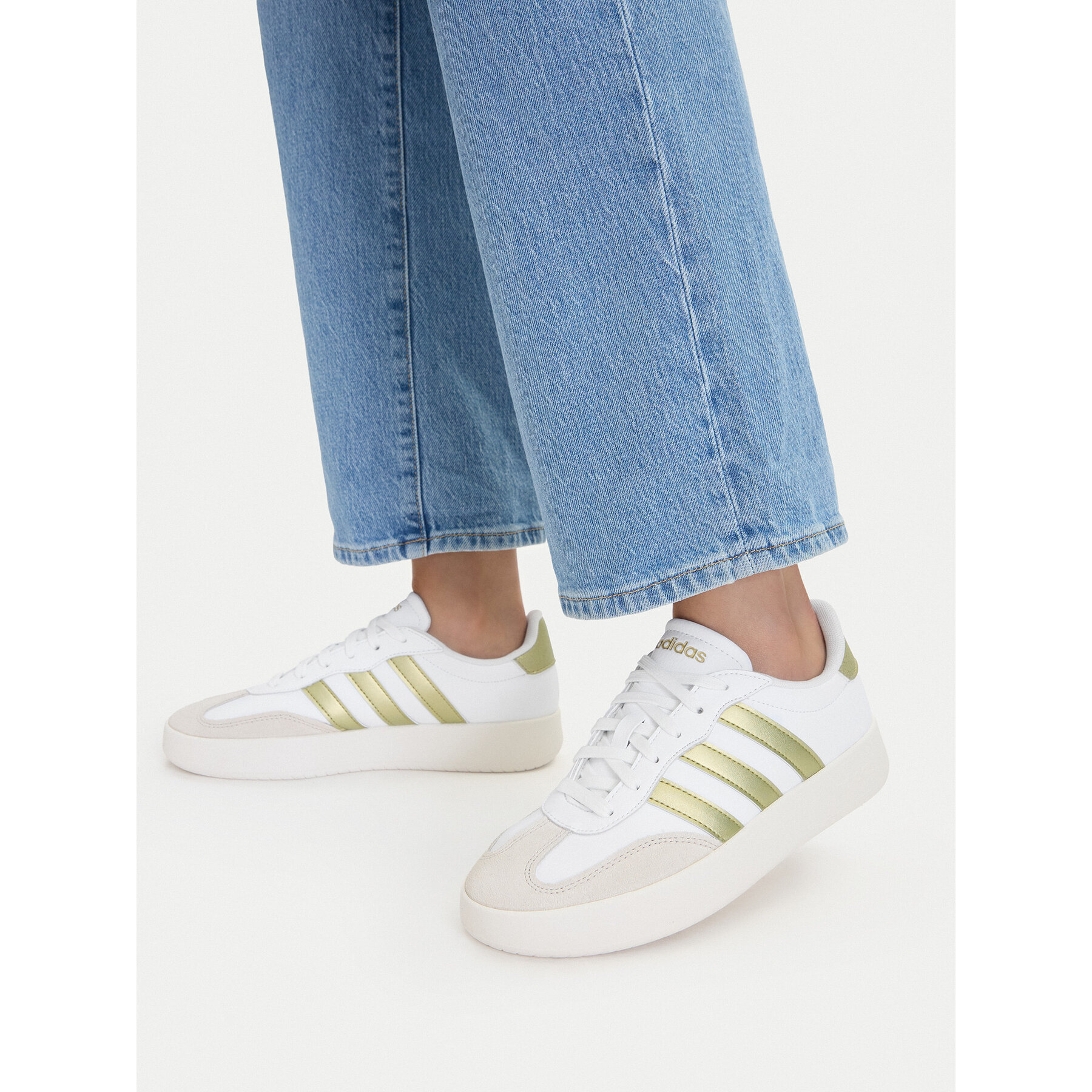 Sneakers adidas Barreda JR1191 Alb